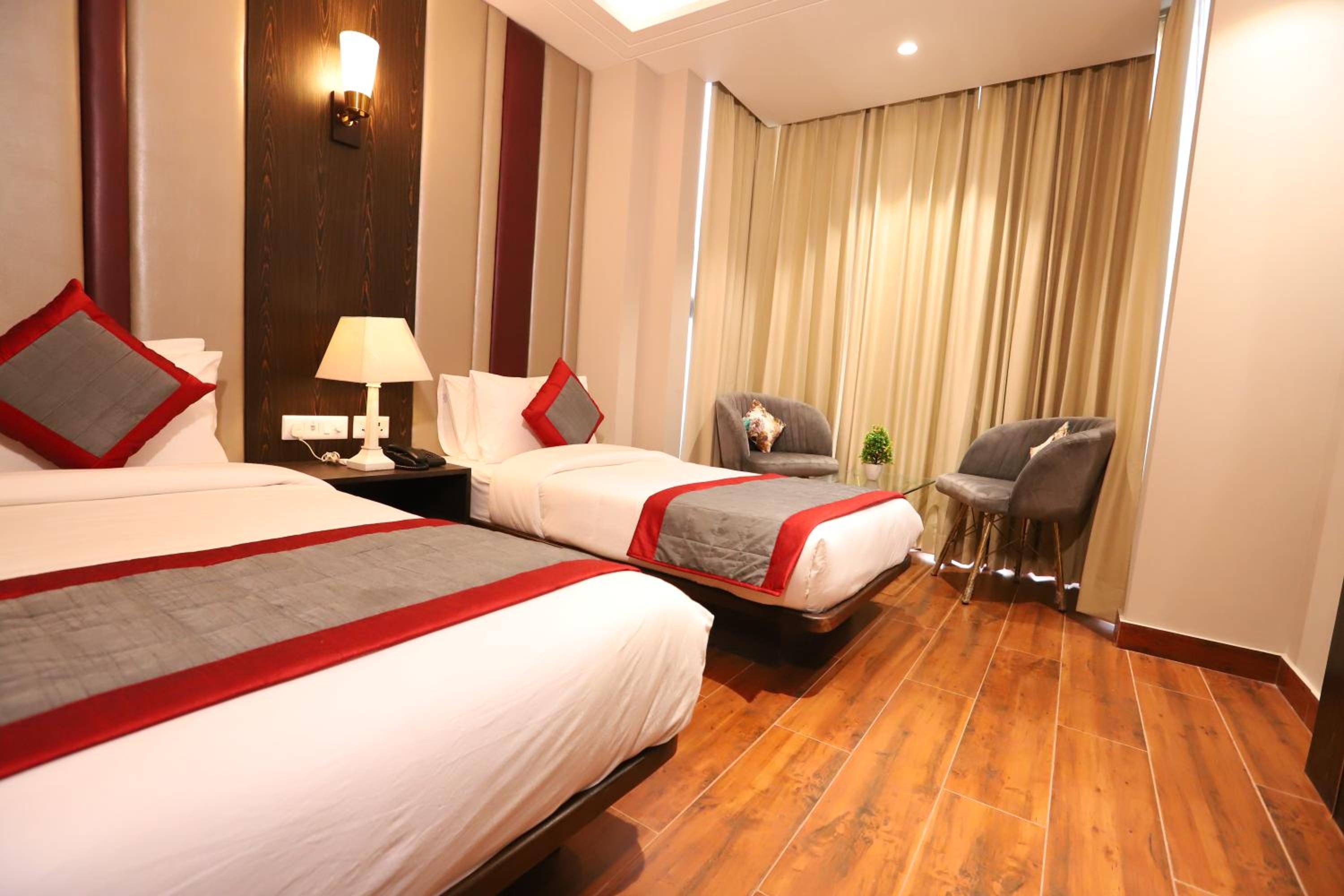 Standard Double Room - Photo 6