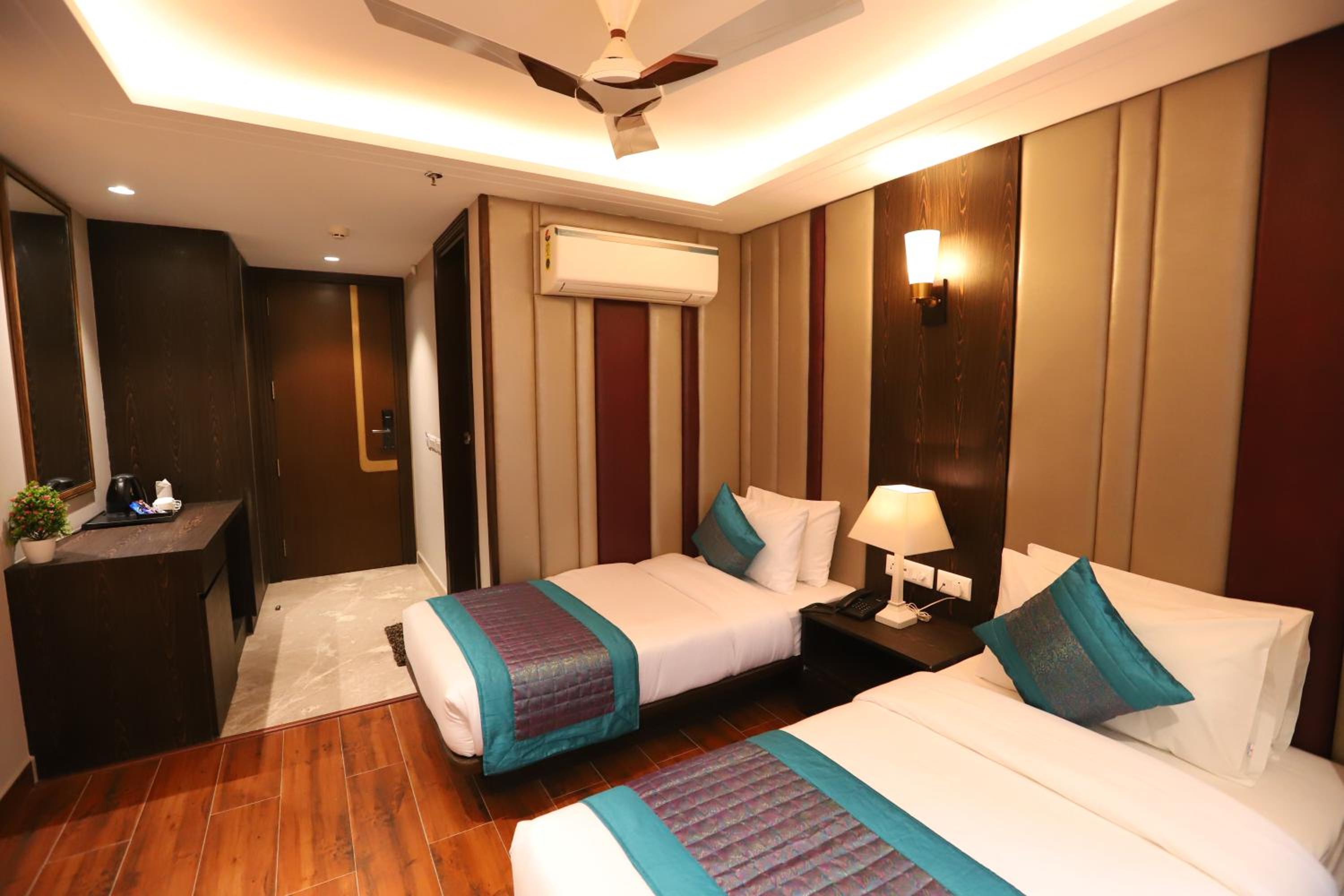 Deluxe Double Room - Photo 6