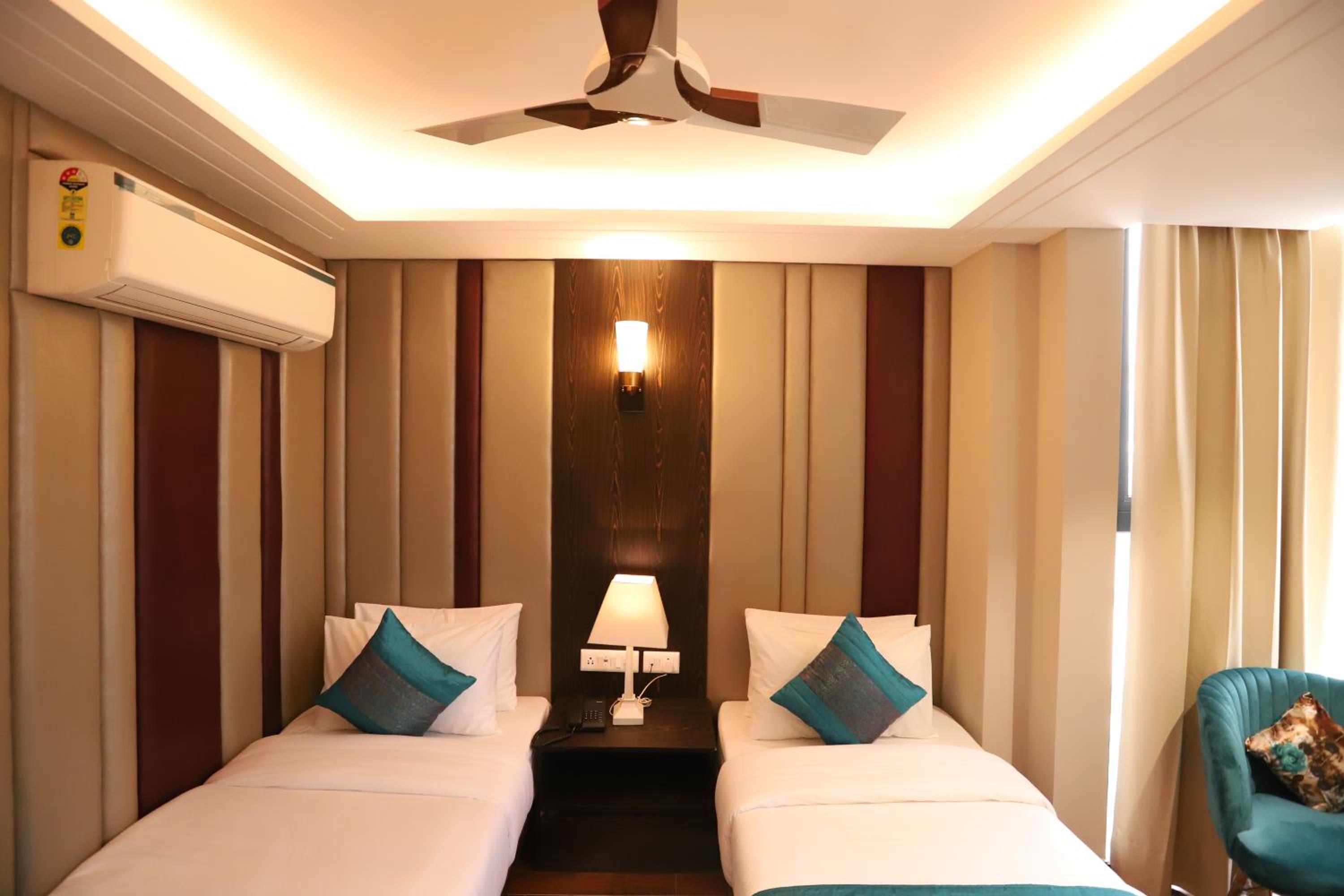 Deluxe Double Room - Photo 4