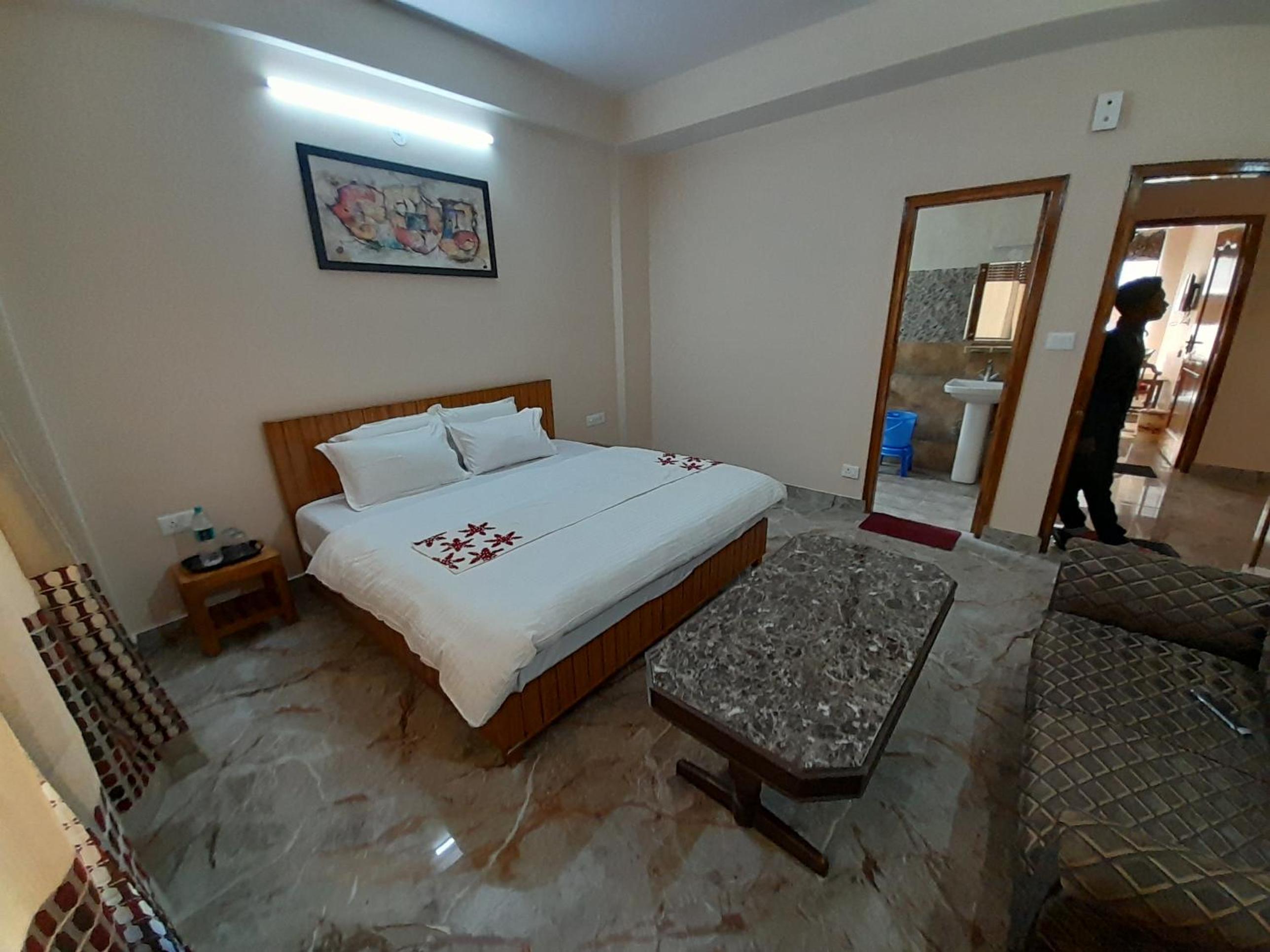 Standard Double Room - Photo 5