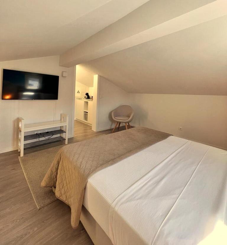 Deluxe Double Room - Photo 2