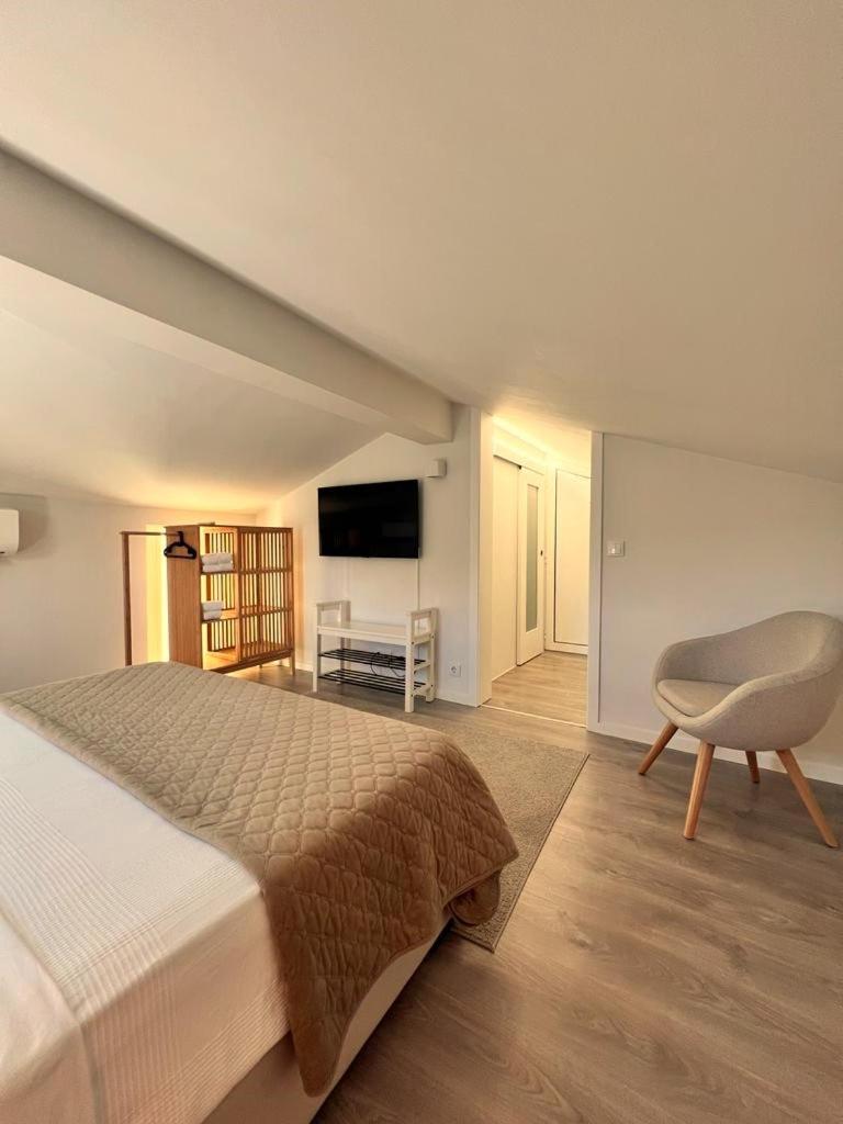 Deluxe Double Room - Photo 3