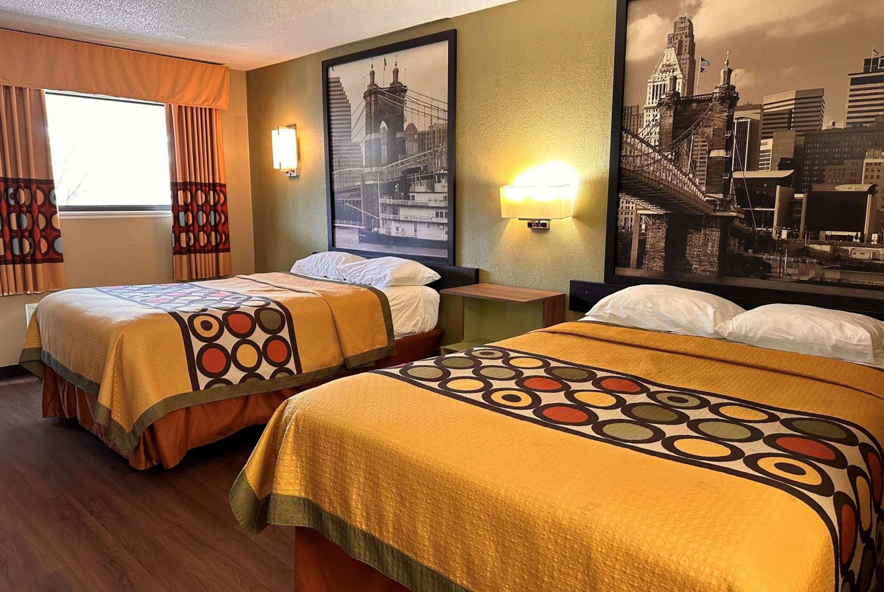 Double Room with Two Double Beds - Non-Smoking - Photo 1