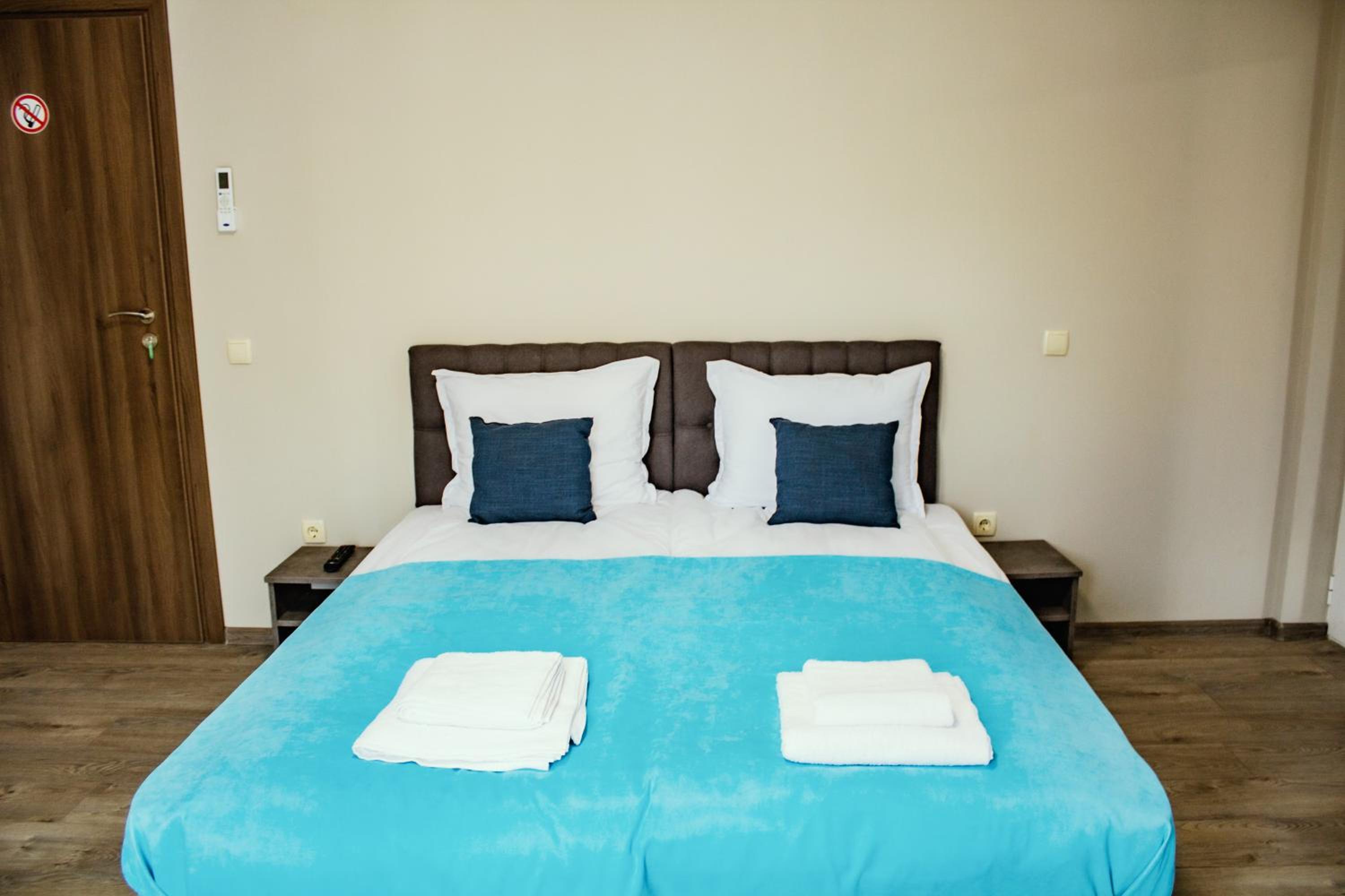 Villa photo 3