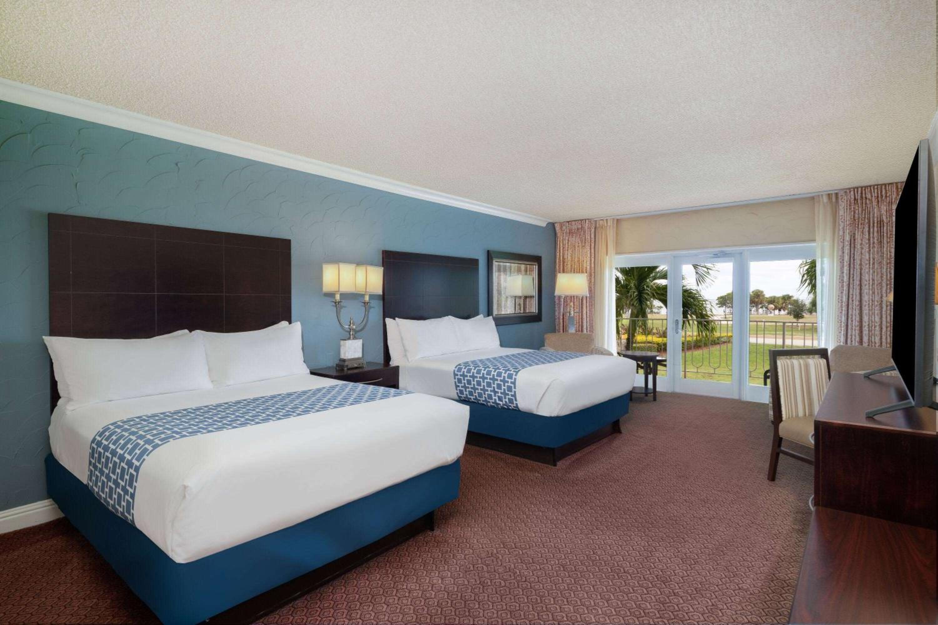 Queen Room with Two Queen Beds and Balcony - Bay View/Non-Smoking - Photo 1