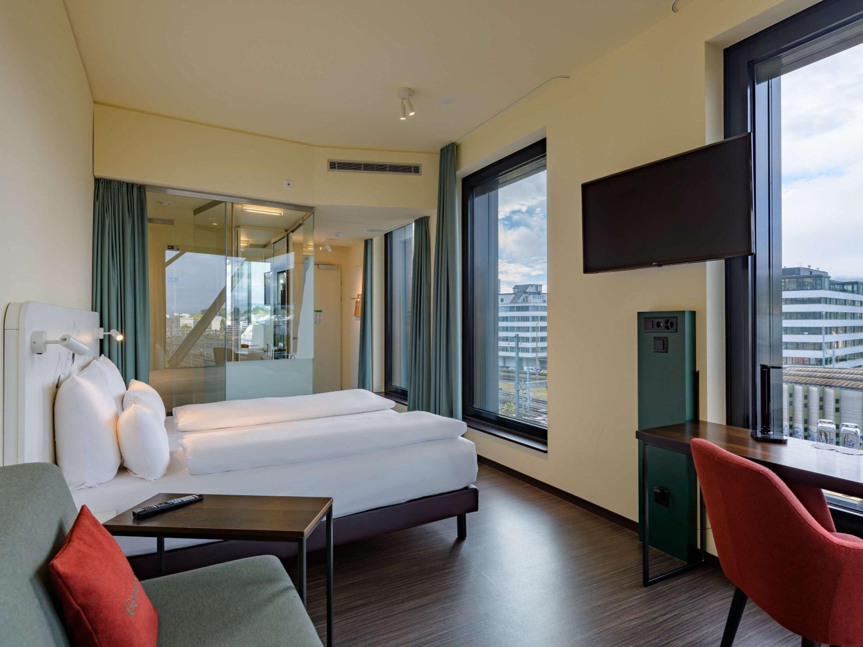 Privilege Double Room with Sofa Bed - Photo 4
