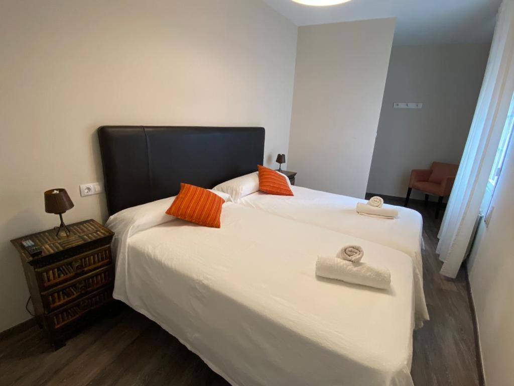 Habitación Doble con Baño Privado