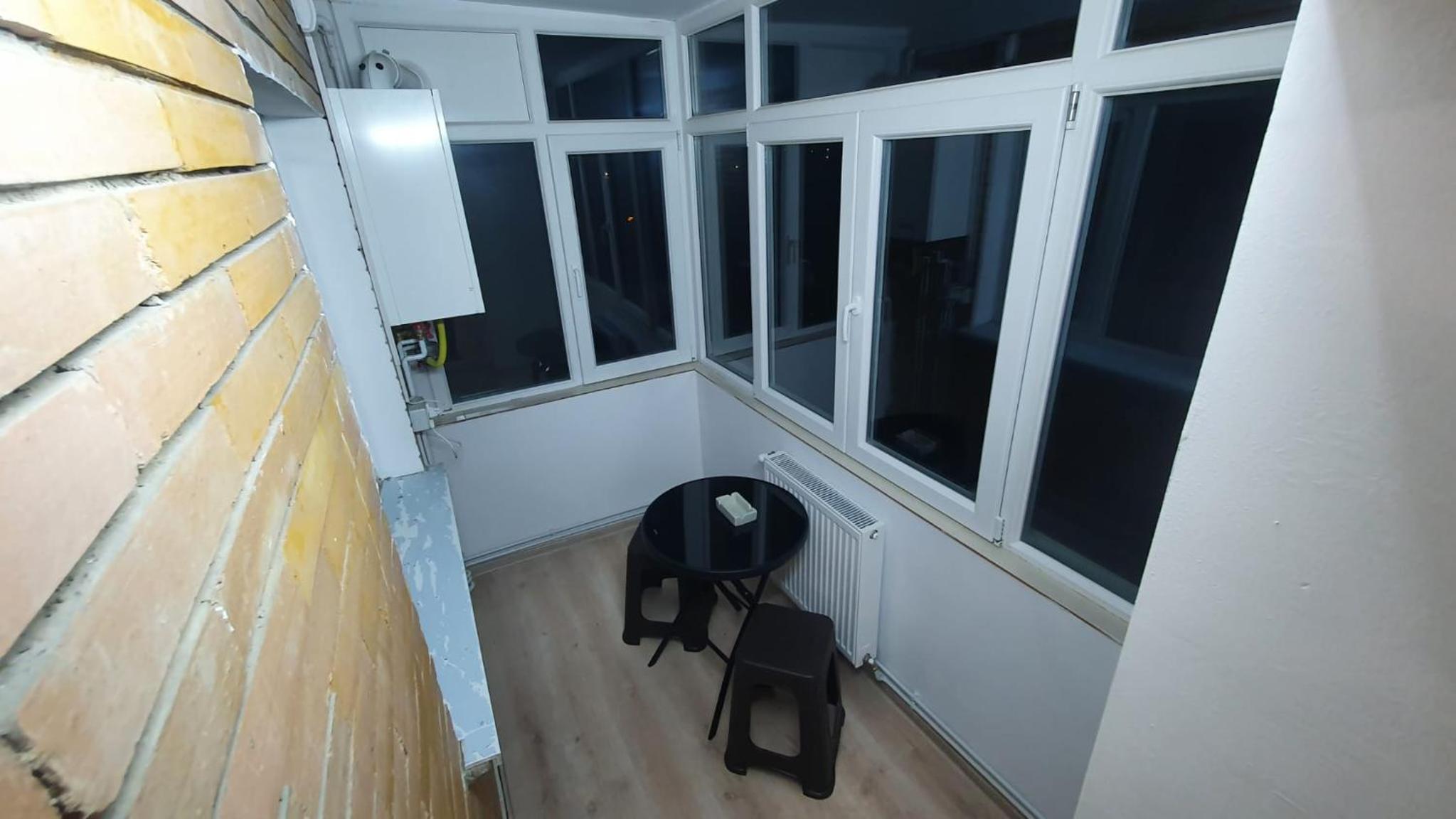 One-Bedroom Apartment photo 3