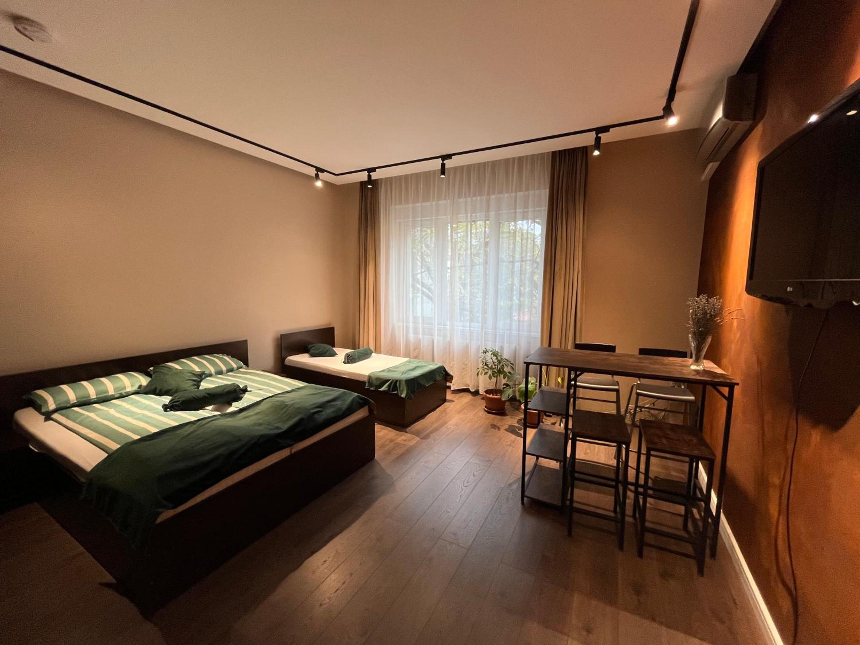 One-Bedroom Apartment