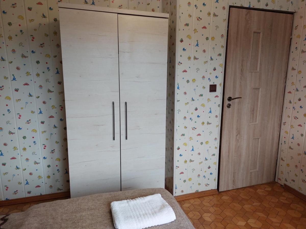 King Room with Balcony - Photo 6