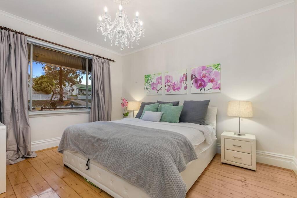 Villa photo 1