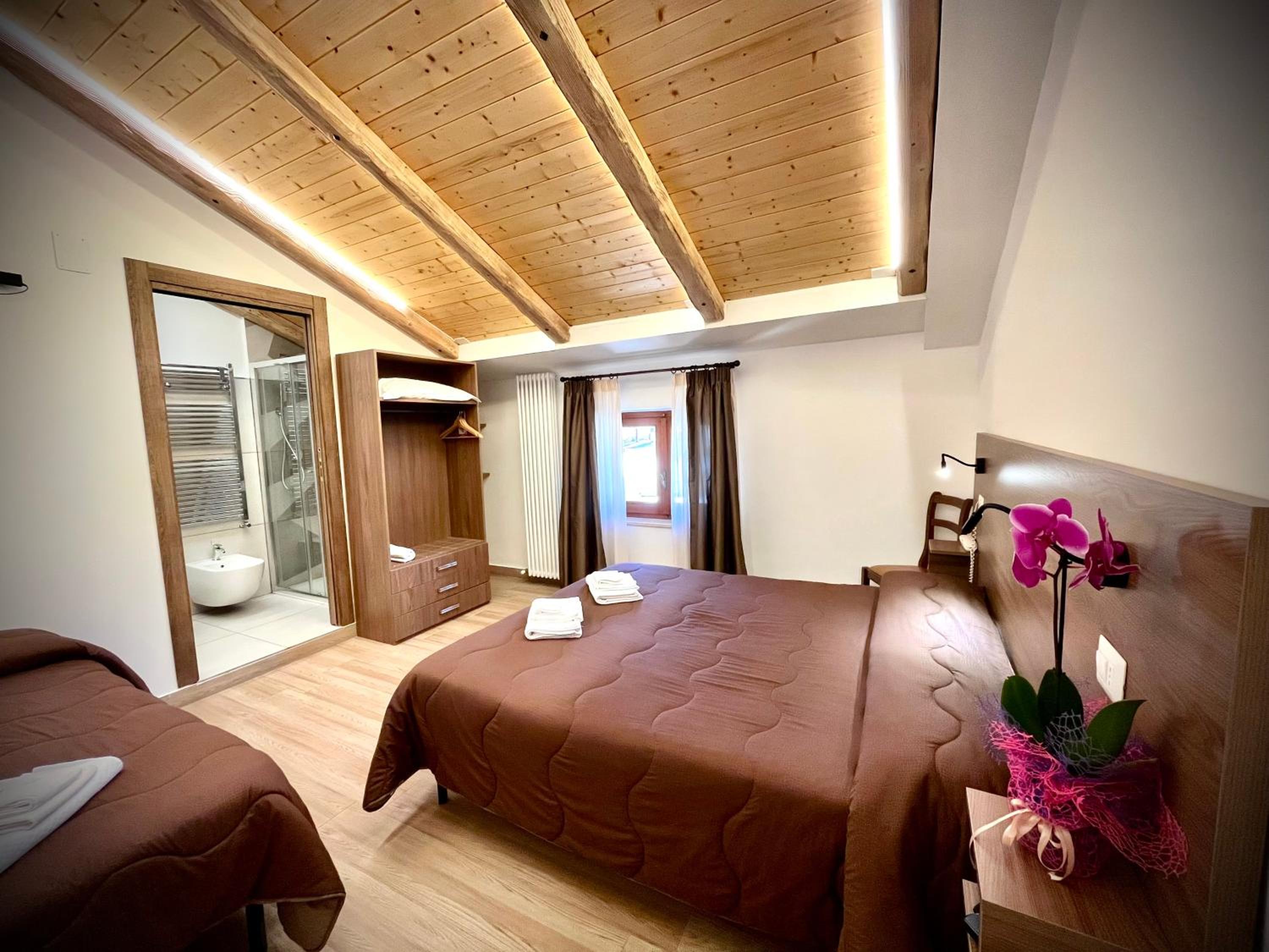 Triple Room photo 2
