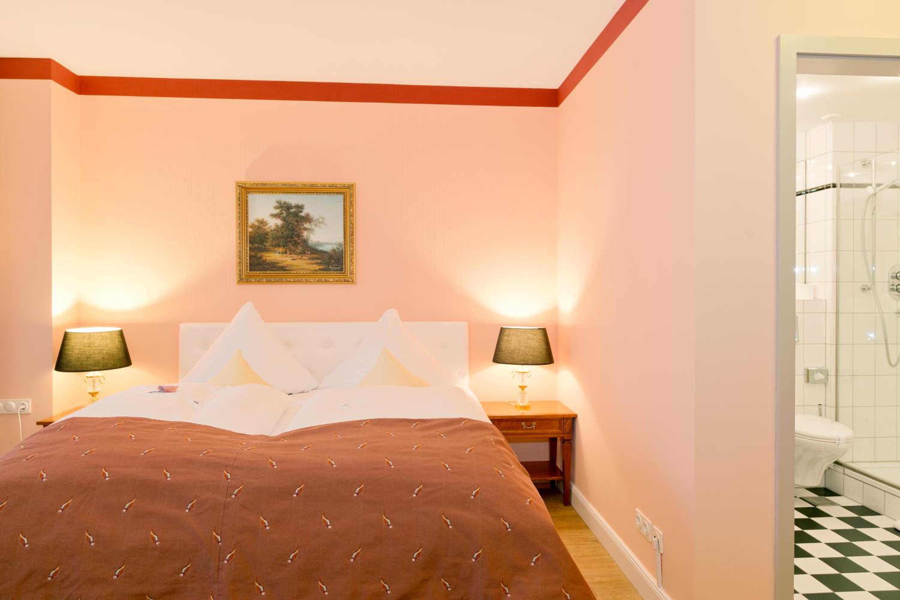 Room with Double Bed - Photo 2