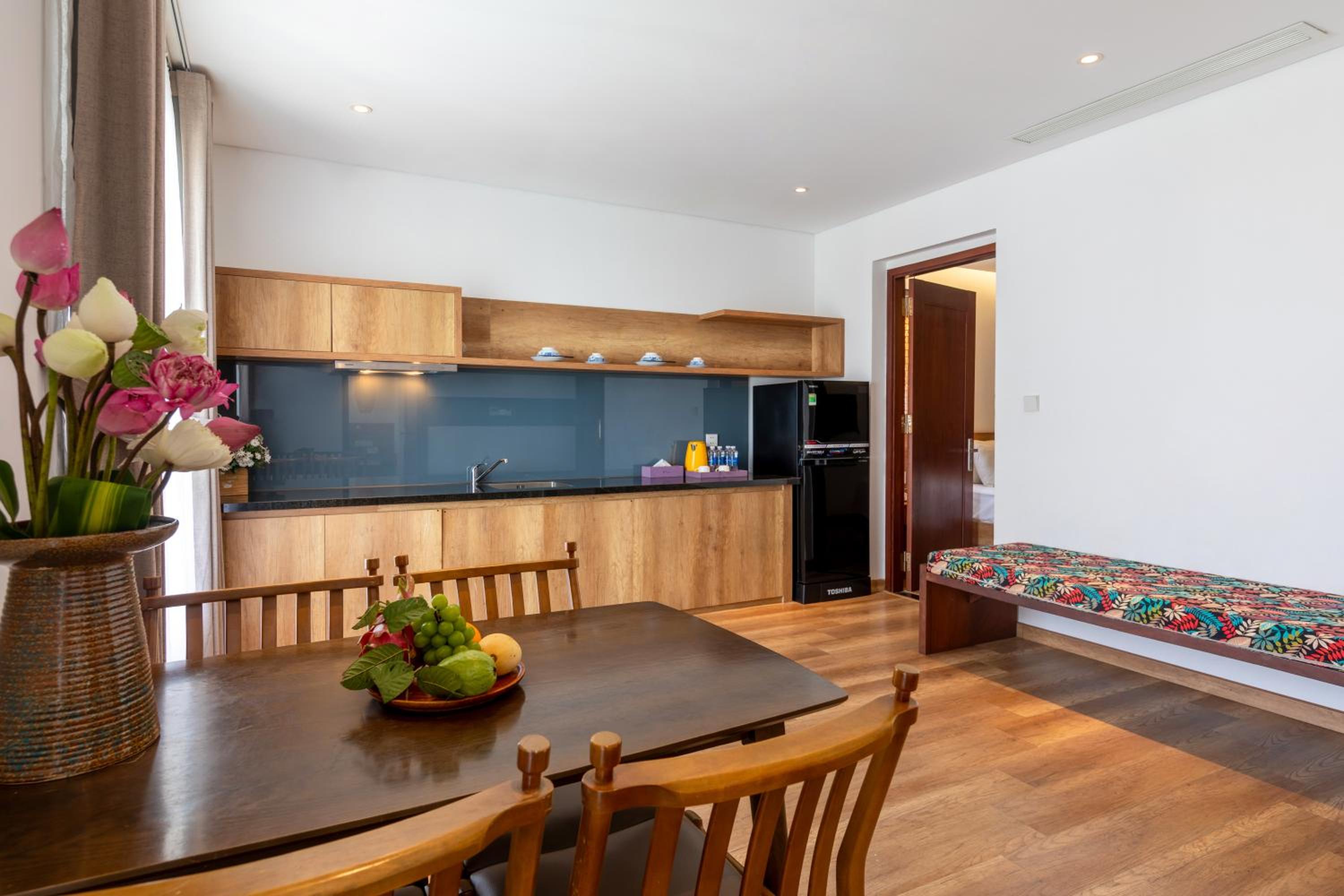 Two-Bedroom Apartment - Photo 2