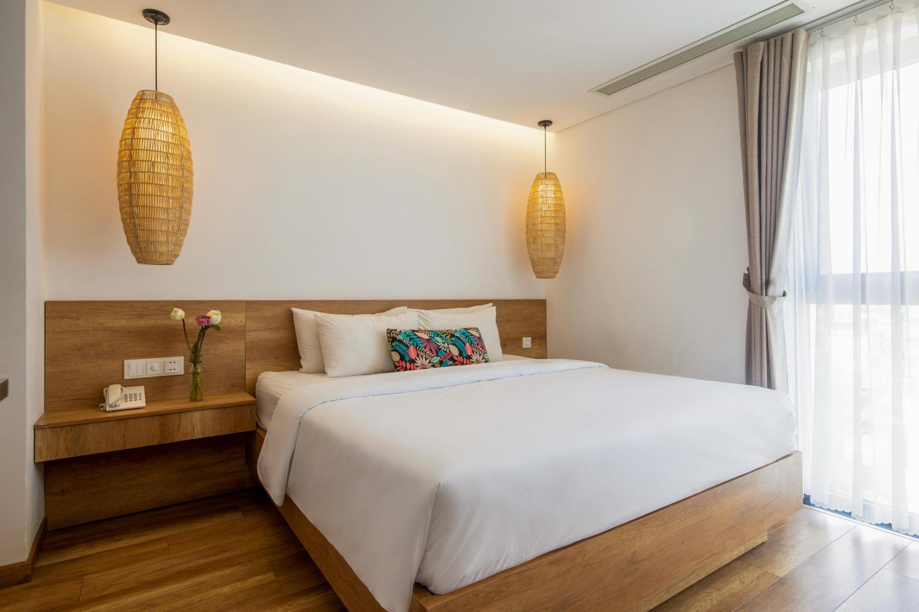 Two-Bedroom Apartment - Photo 16
