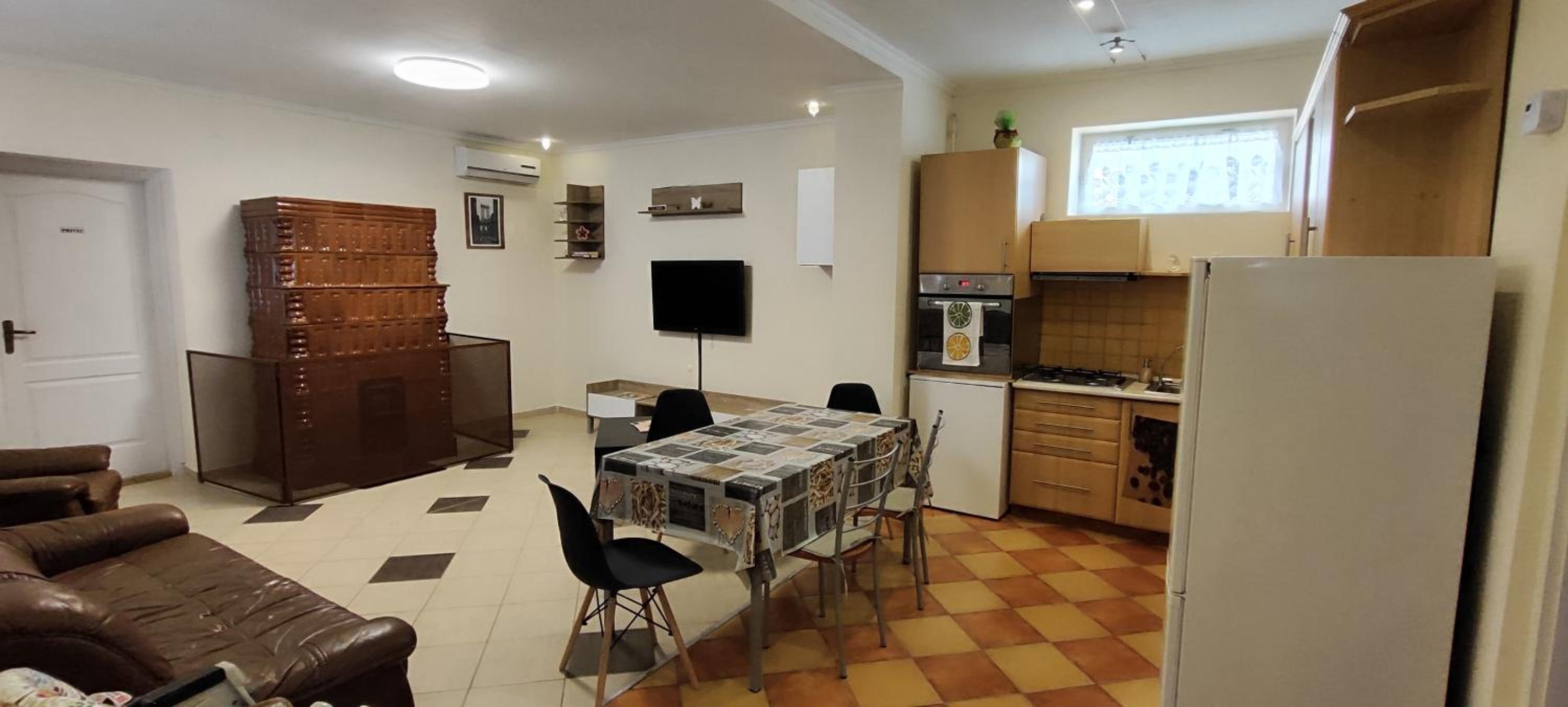 Apartment with Terrace photo 2