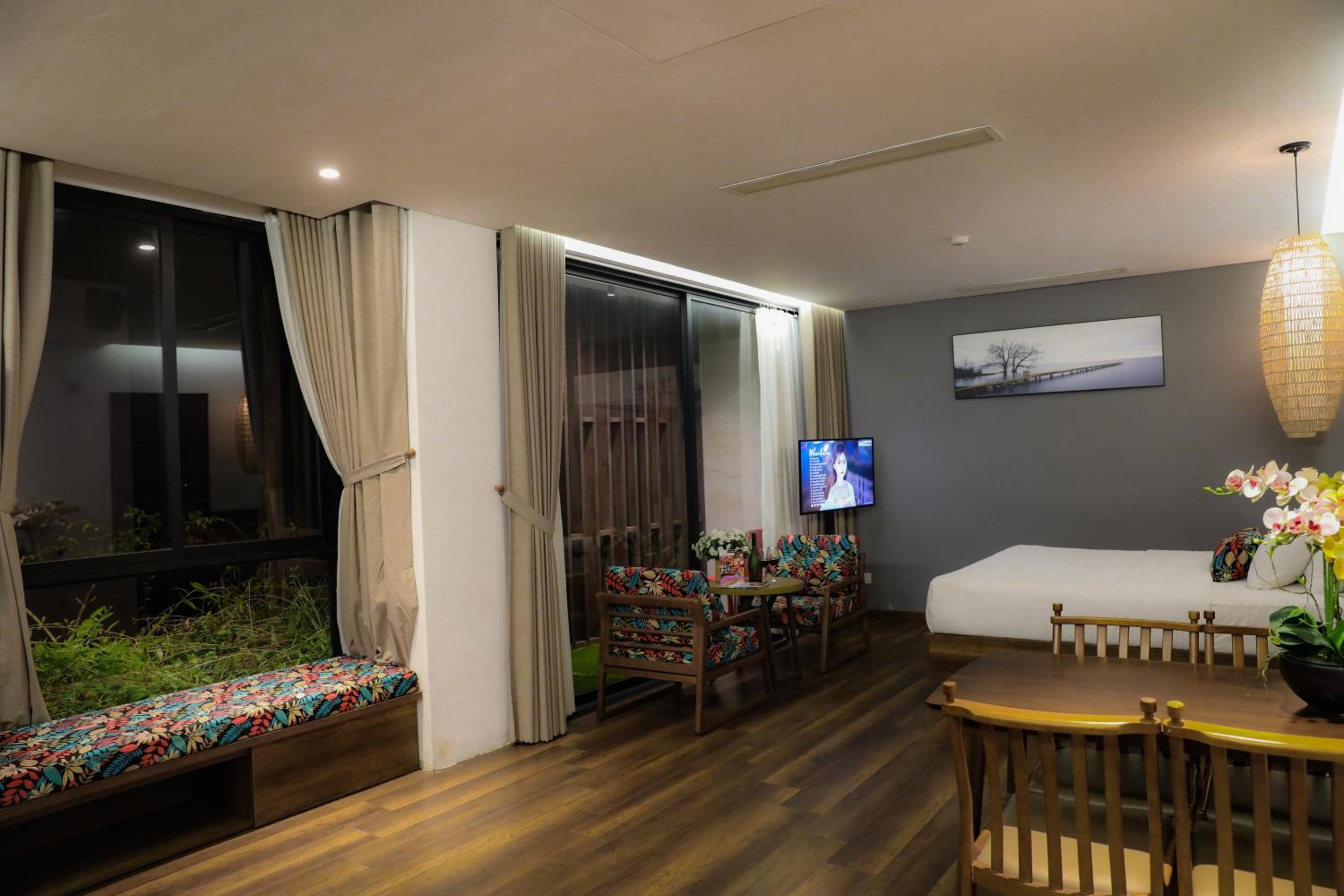 Apartment with Garden View photo 3