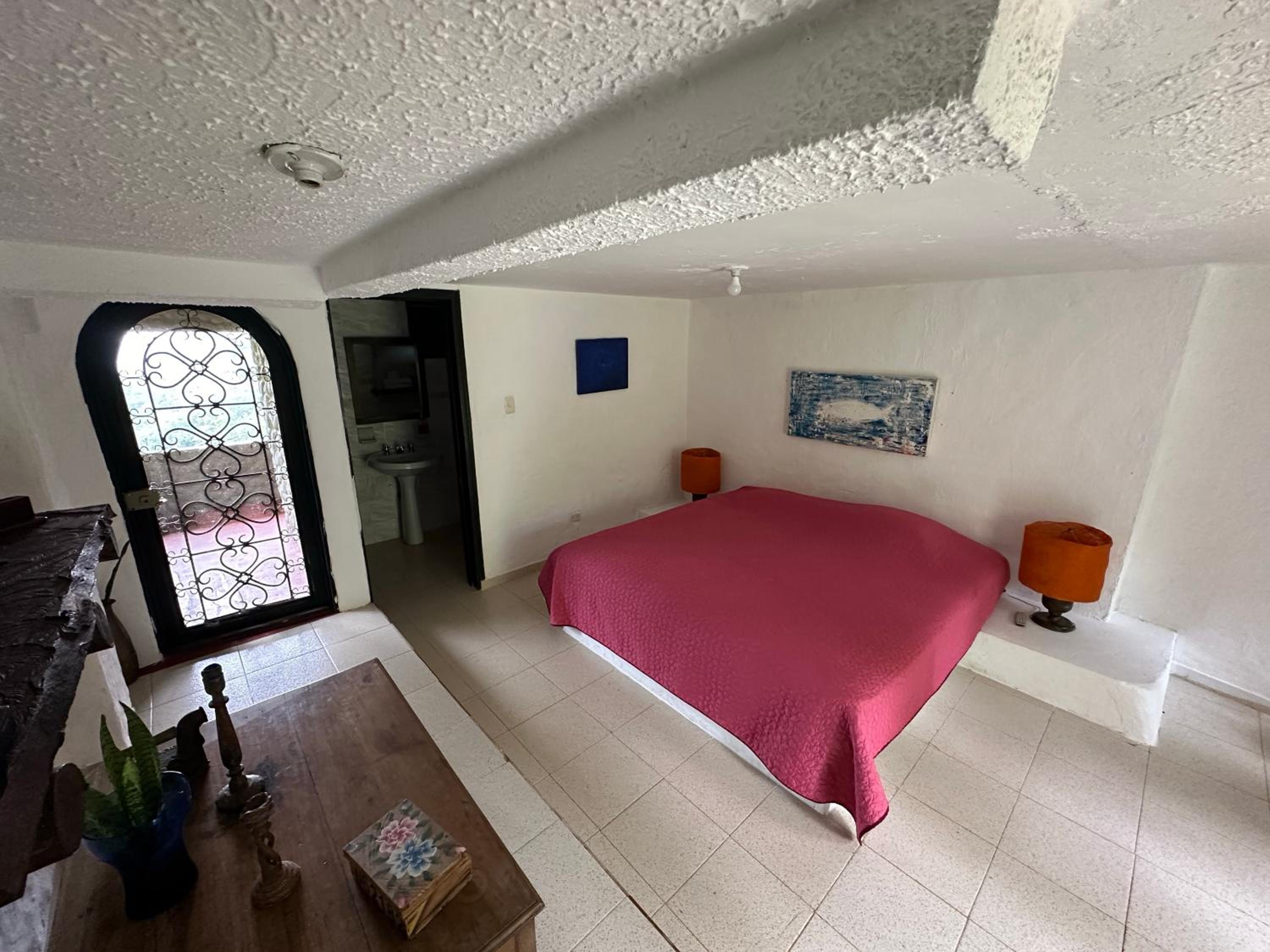 Double Room with Balcony and Private Bathroom