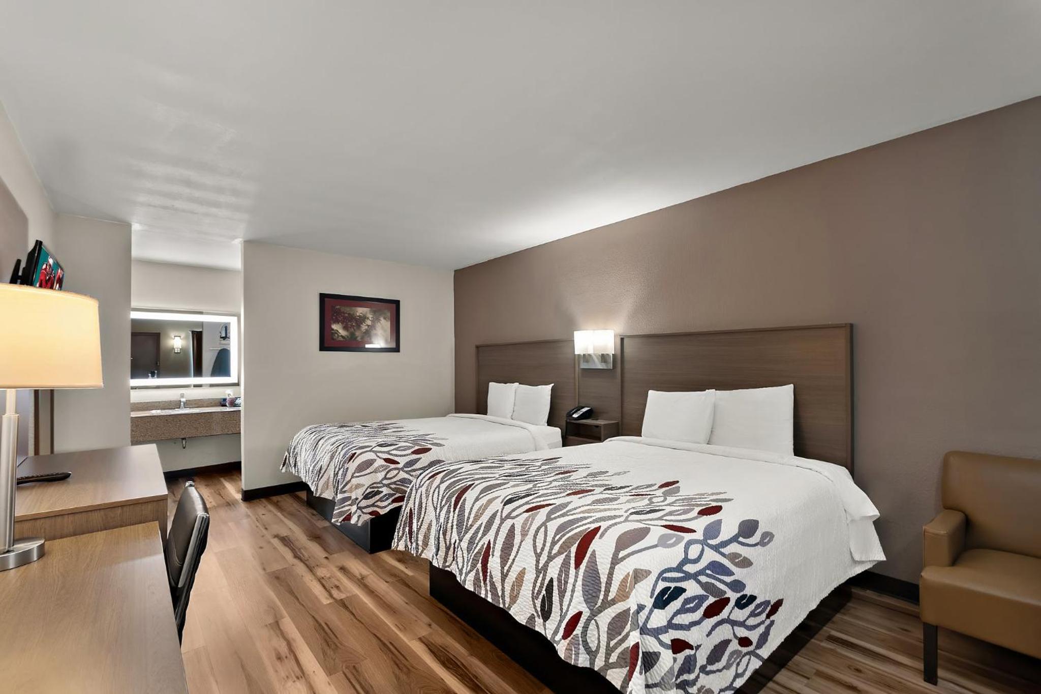 Deluxe Room with Two Queen Beds Second Floor Non-Smoking - Photo 1