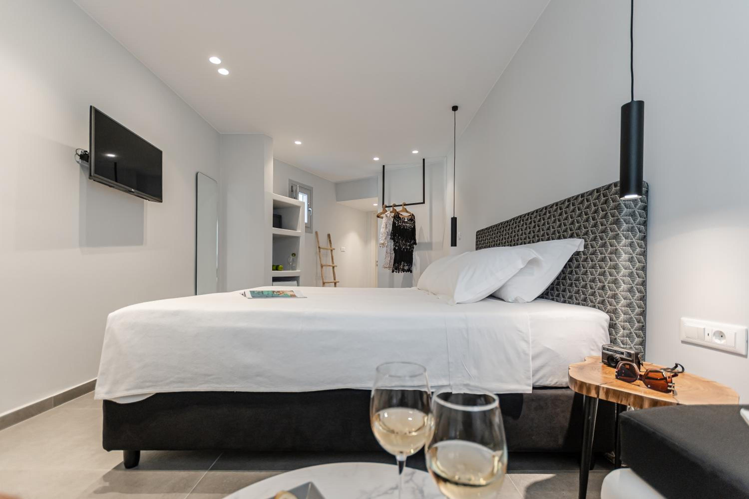 Premium Room with Garden view - Photo 8