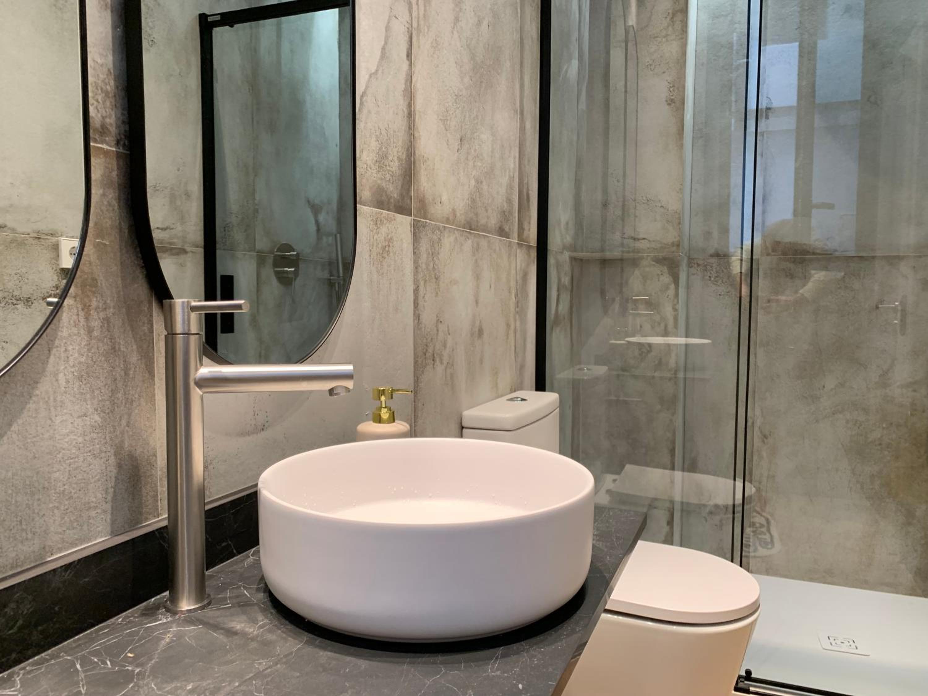 Double Room With Private Bathroom