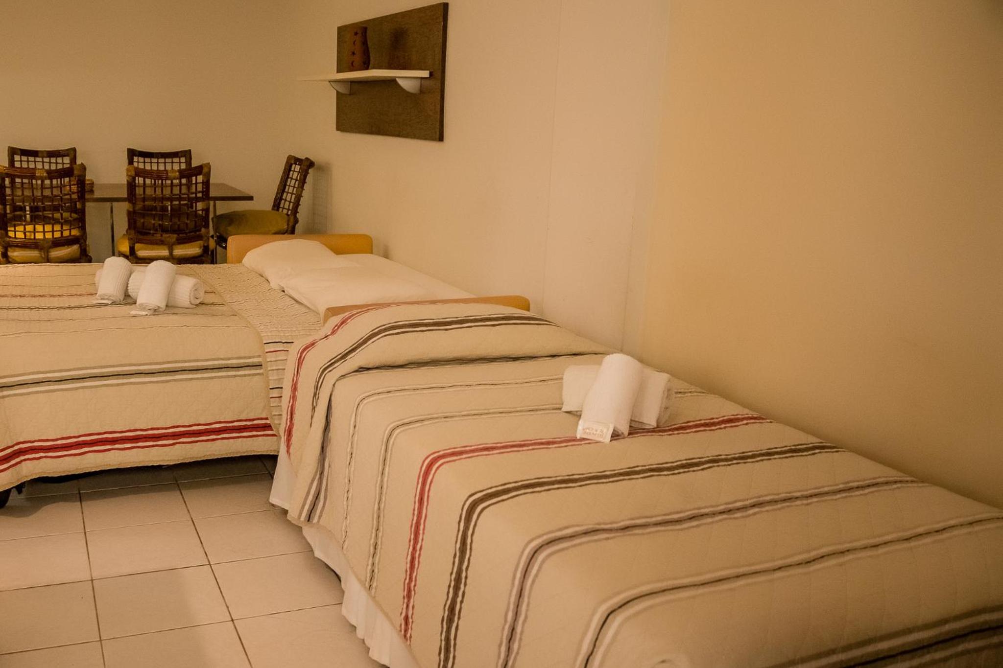 Deluxe Family Room - Photo 2
