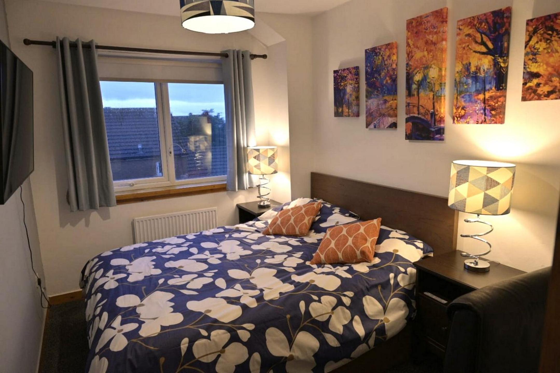 Four-Bedroom House photo 1