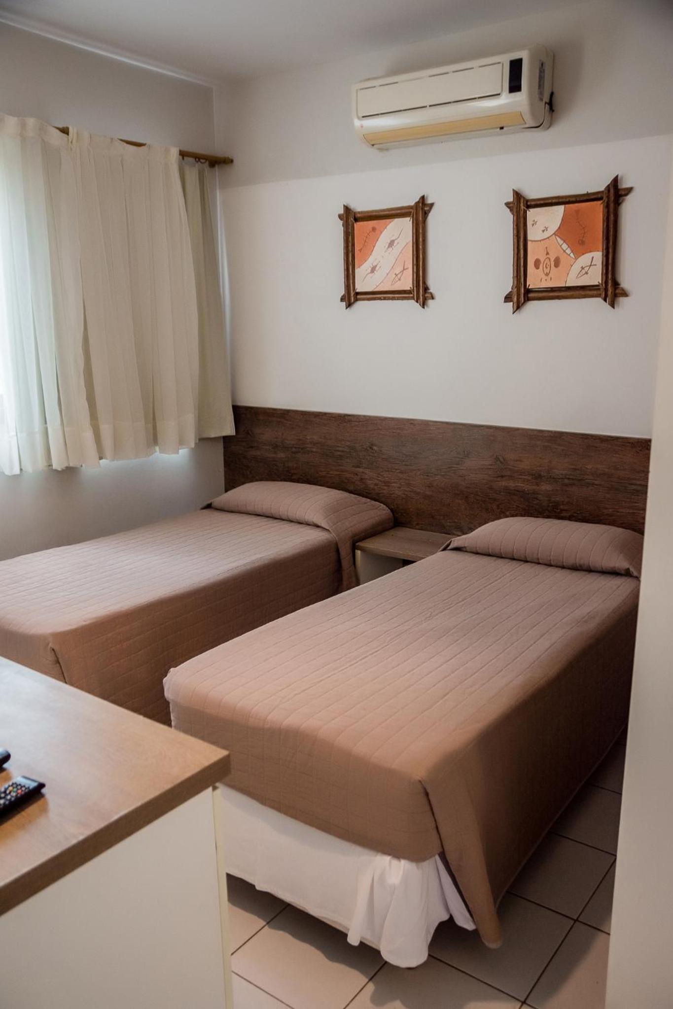 Standard Double Room - Photo 9