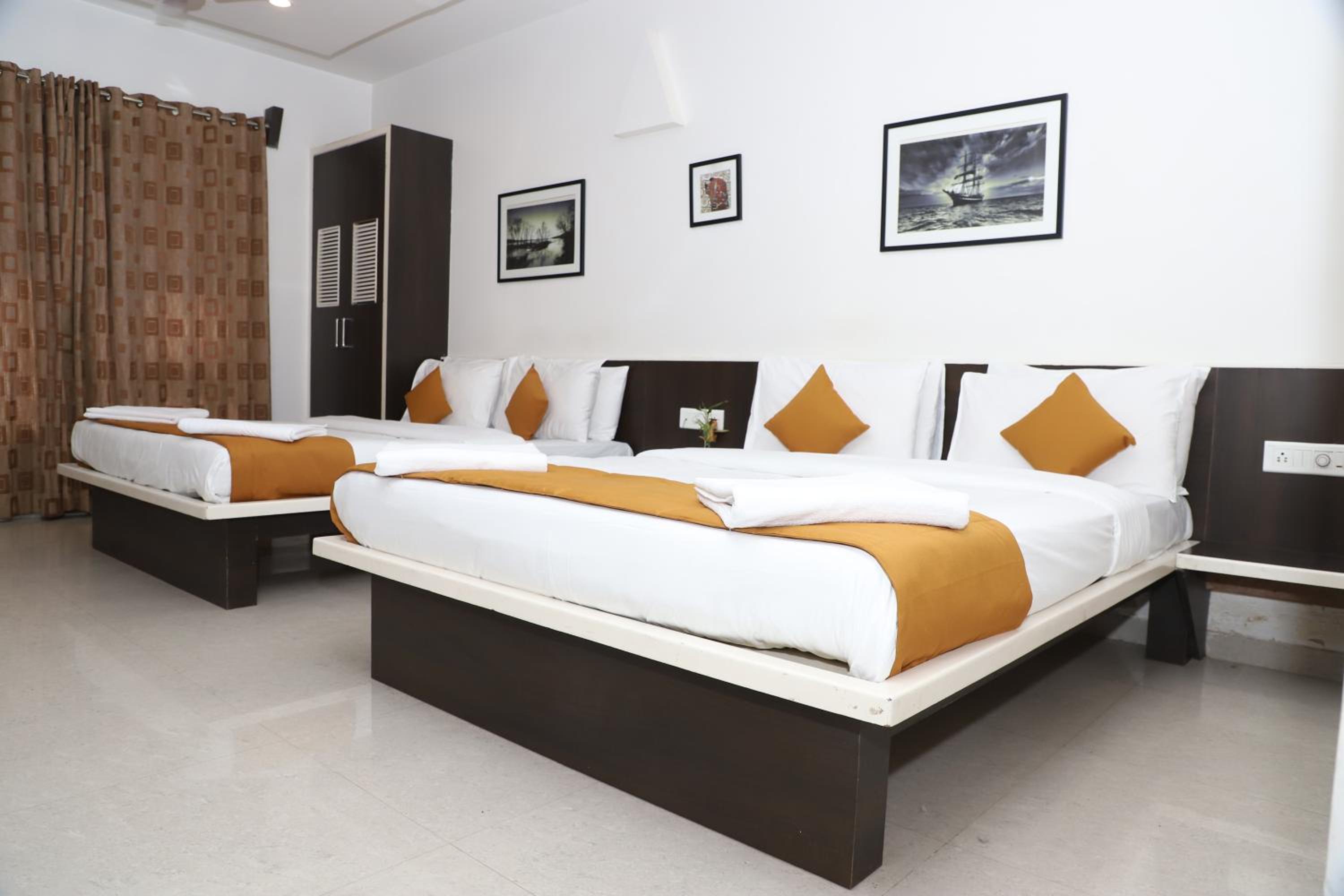 Comfort Quadruple Room - Photo 11