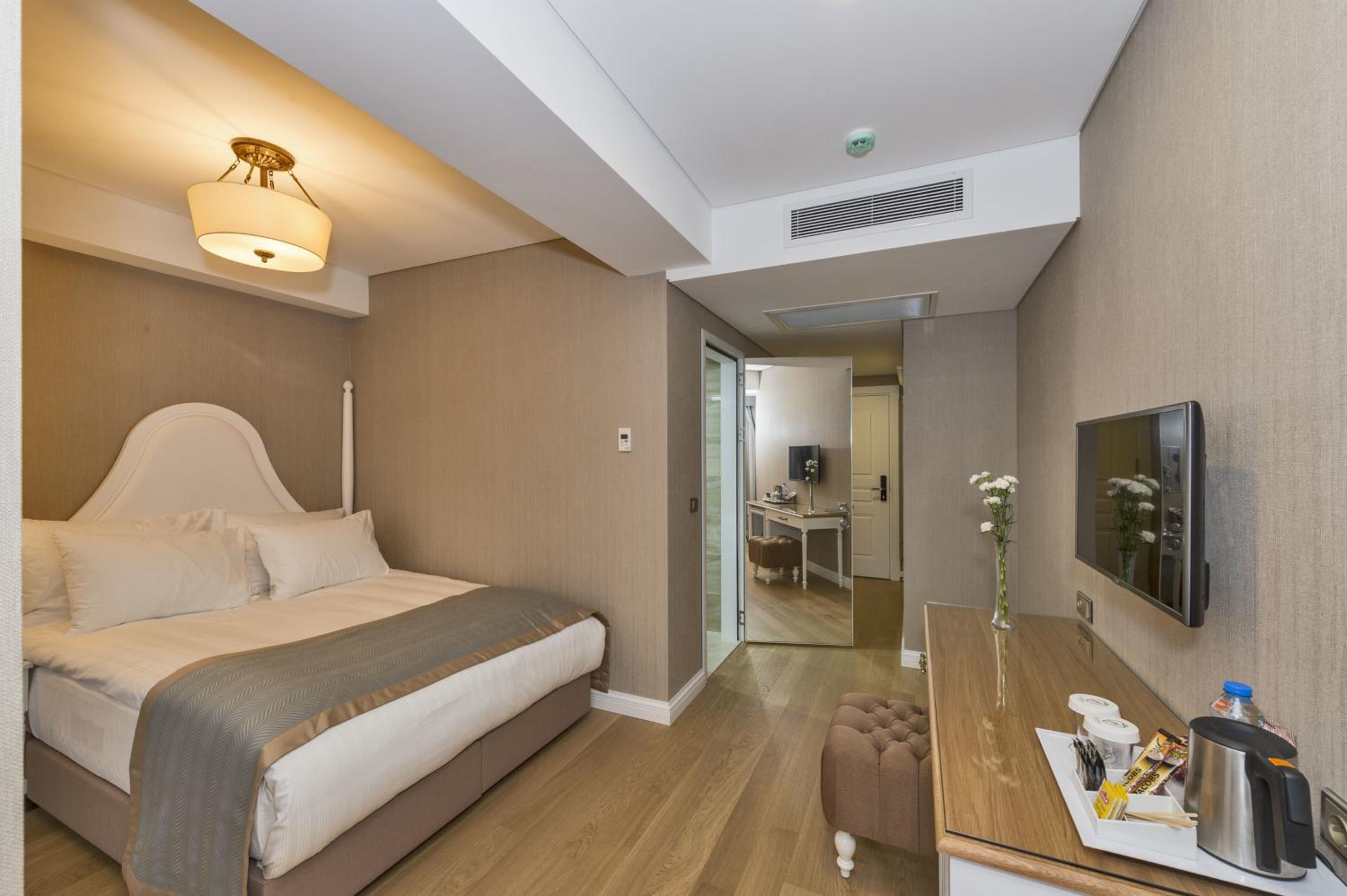 Suite photo 1