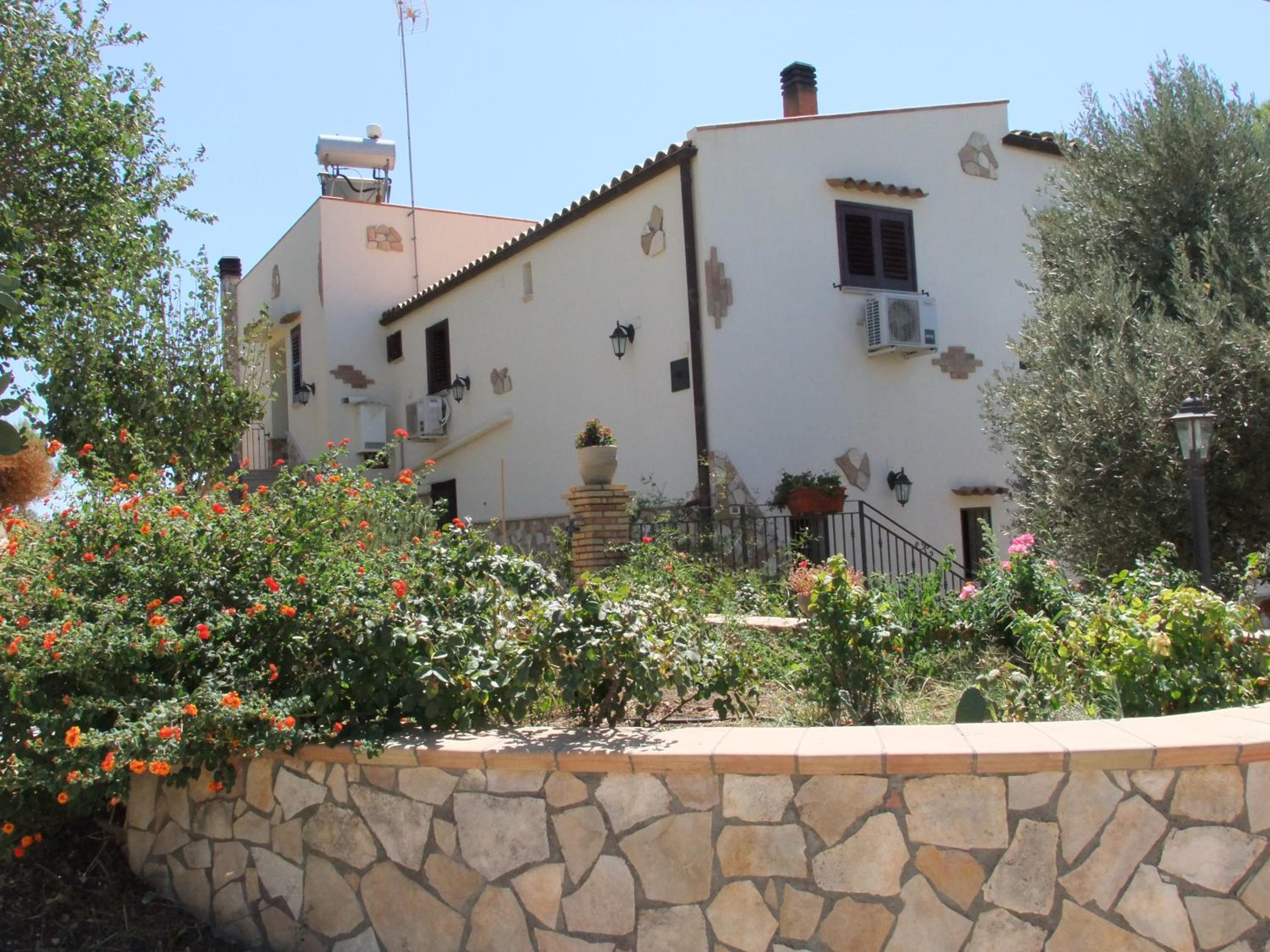 Double Room with Garden View photo 3