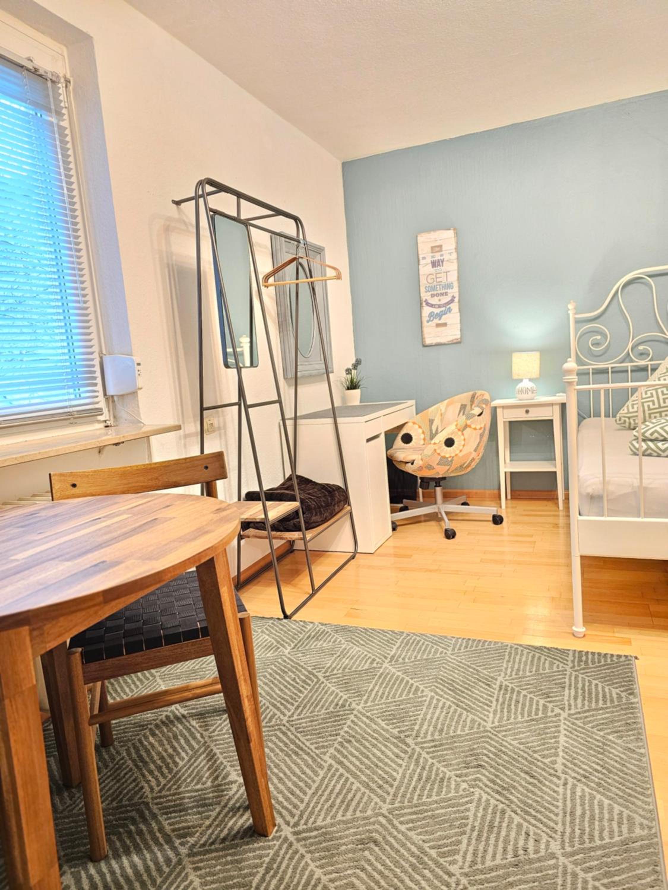 Double Room with Shared Bathroom photo 3