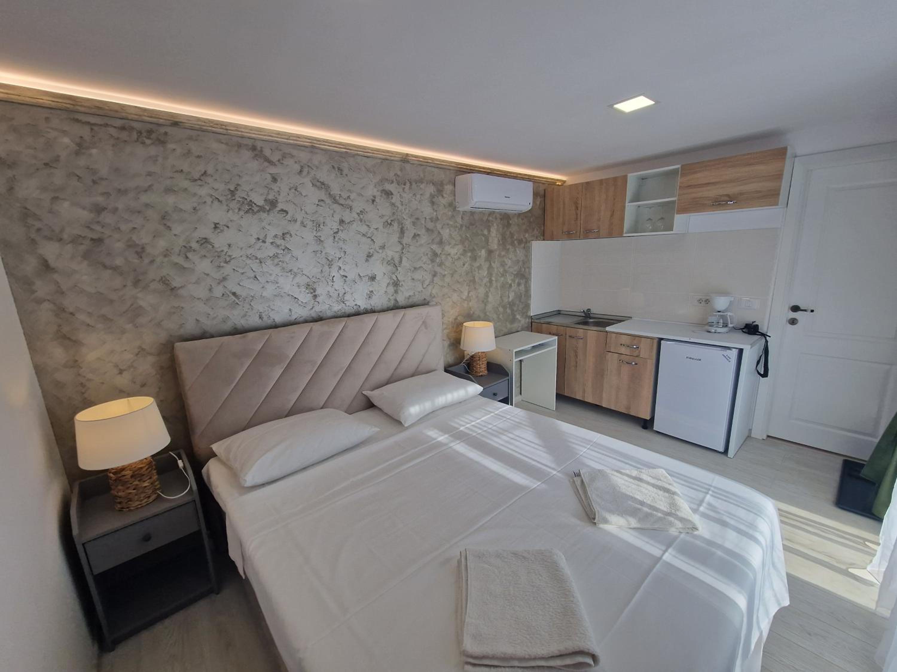 Deluxe Bungalow - Photo 1