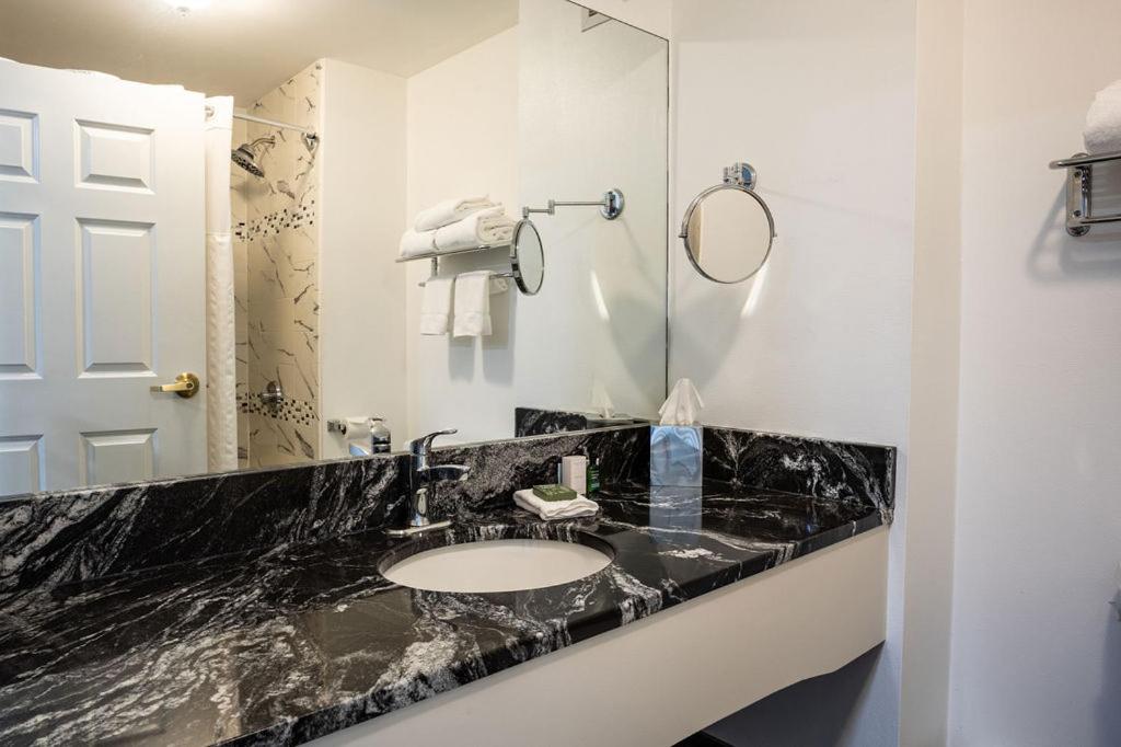 Executive King Room photo 2