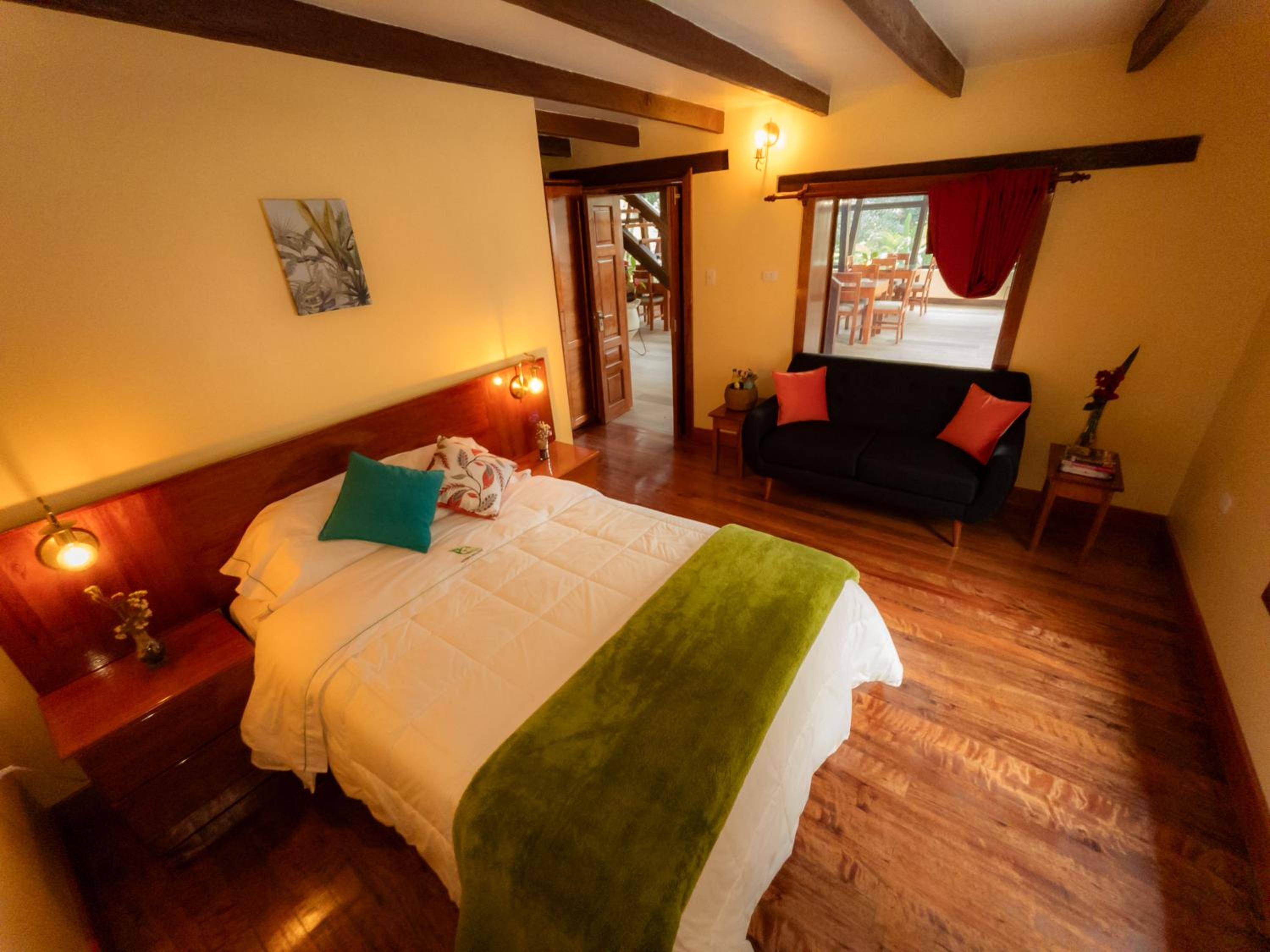 Standard Double Suite photo 3