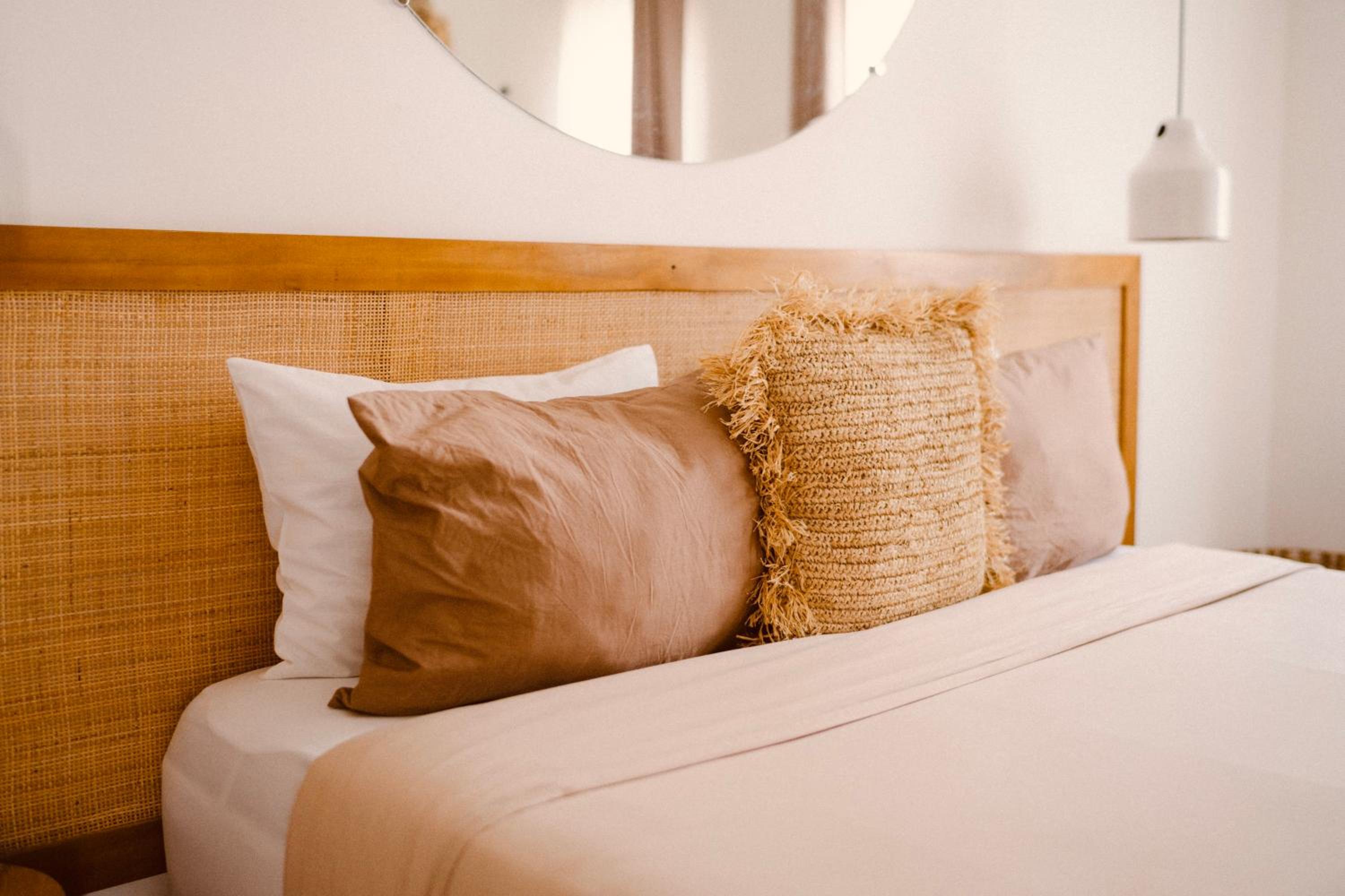 Deluxe King Suite - Photo 25