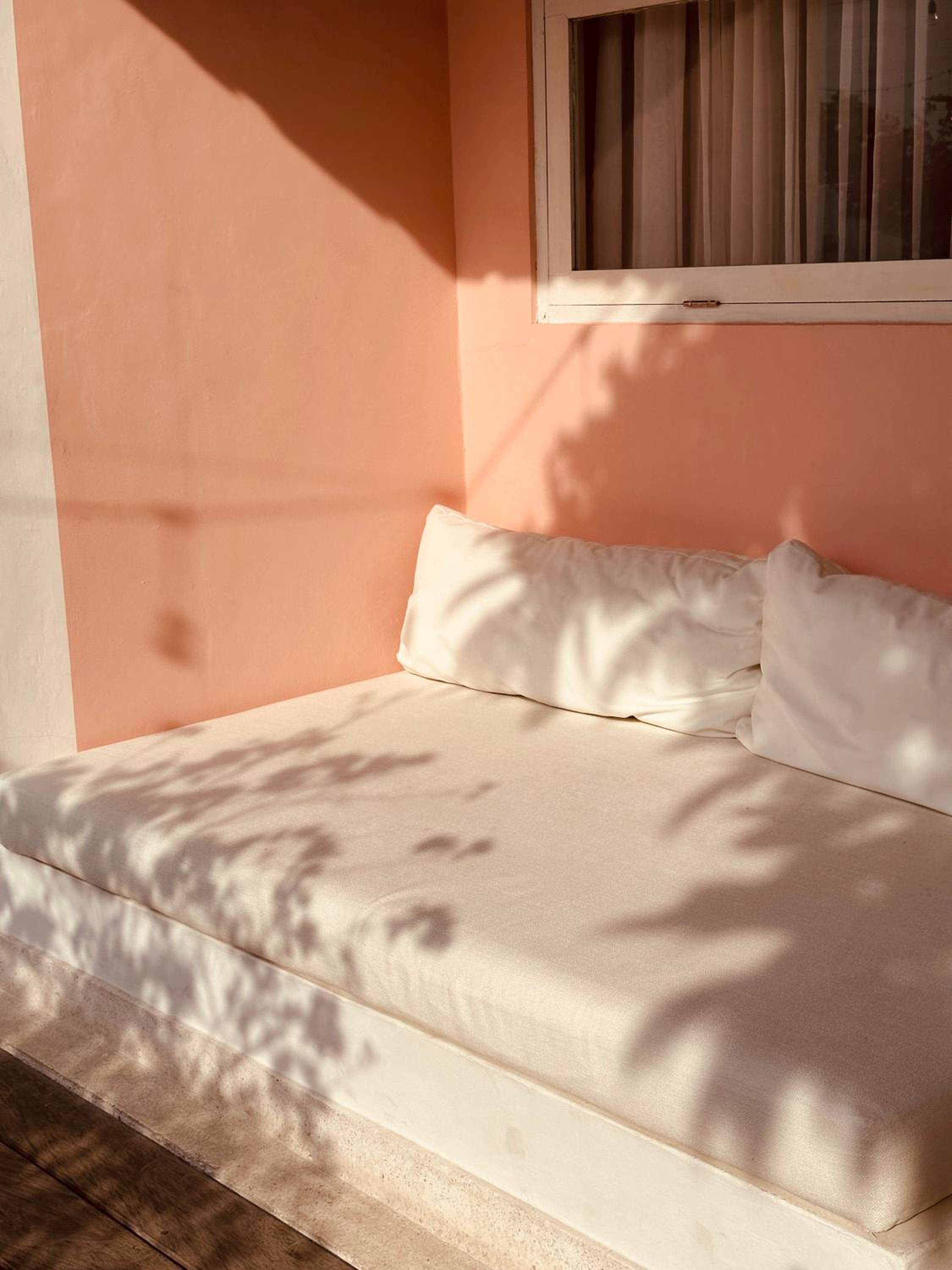 Deluxe King Suite - Photo 28