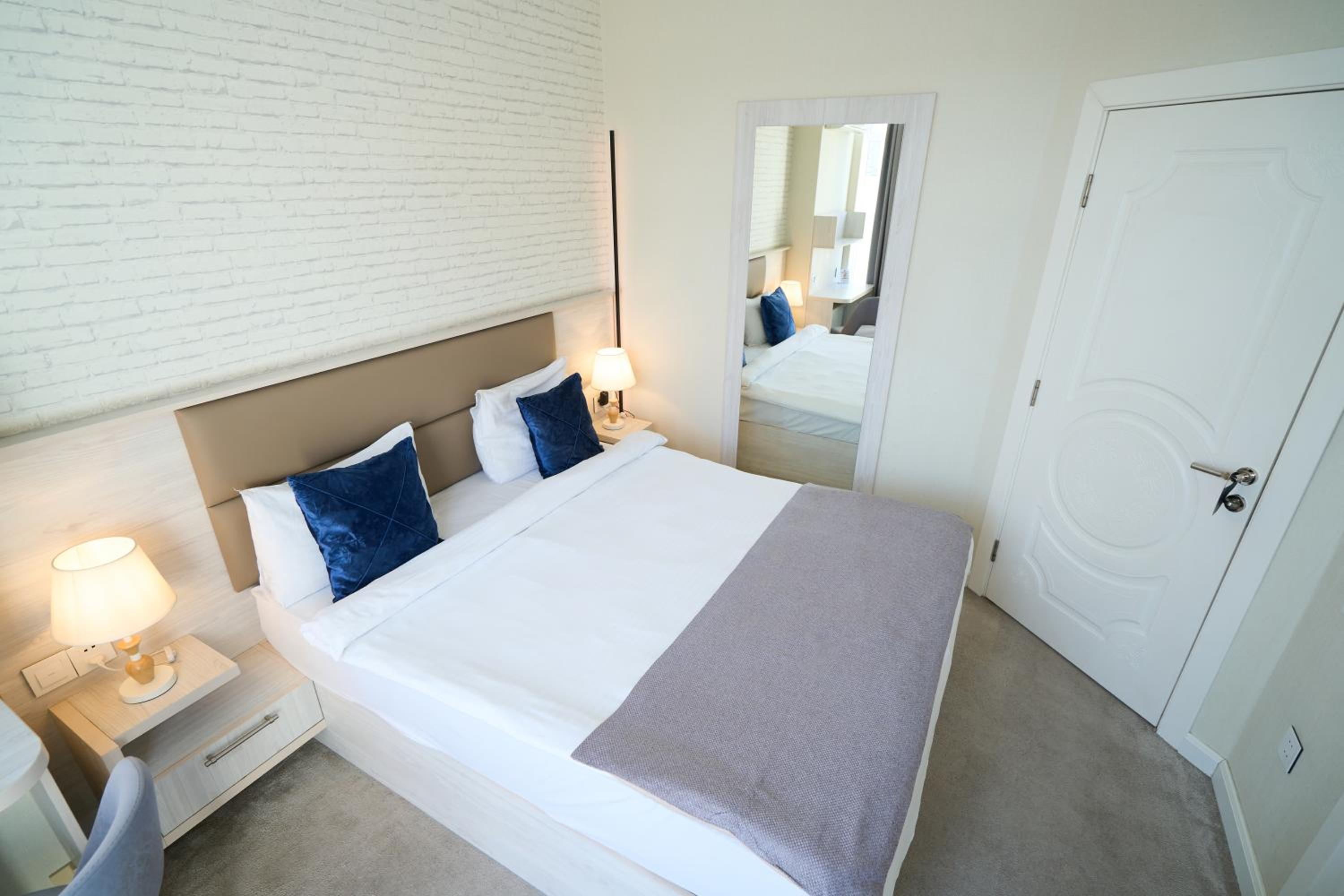 Double Room with Terrace photo 3