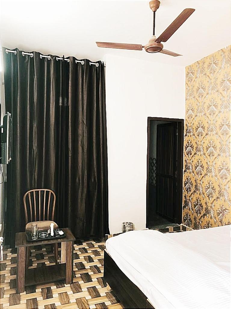 Budget Double Room photo 1