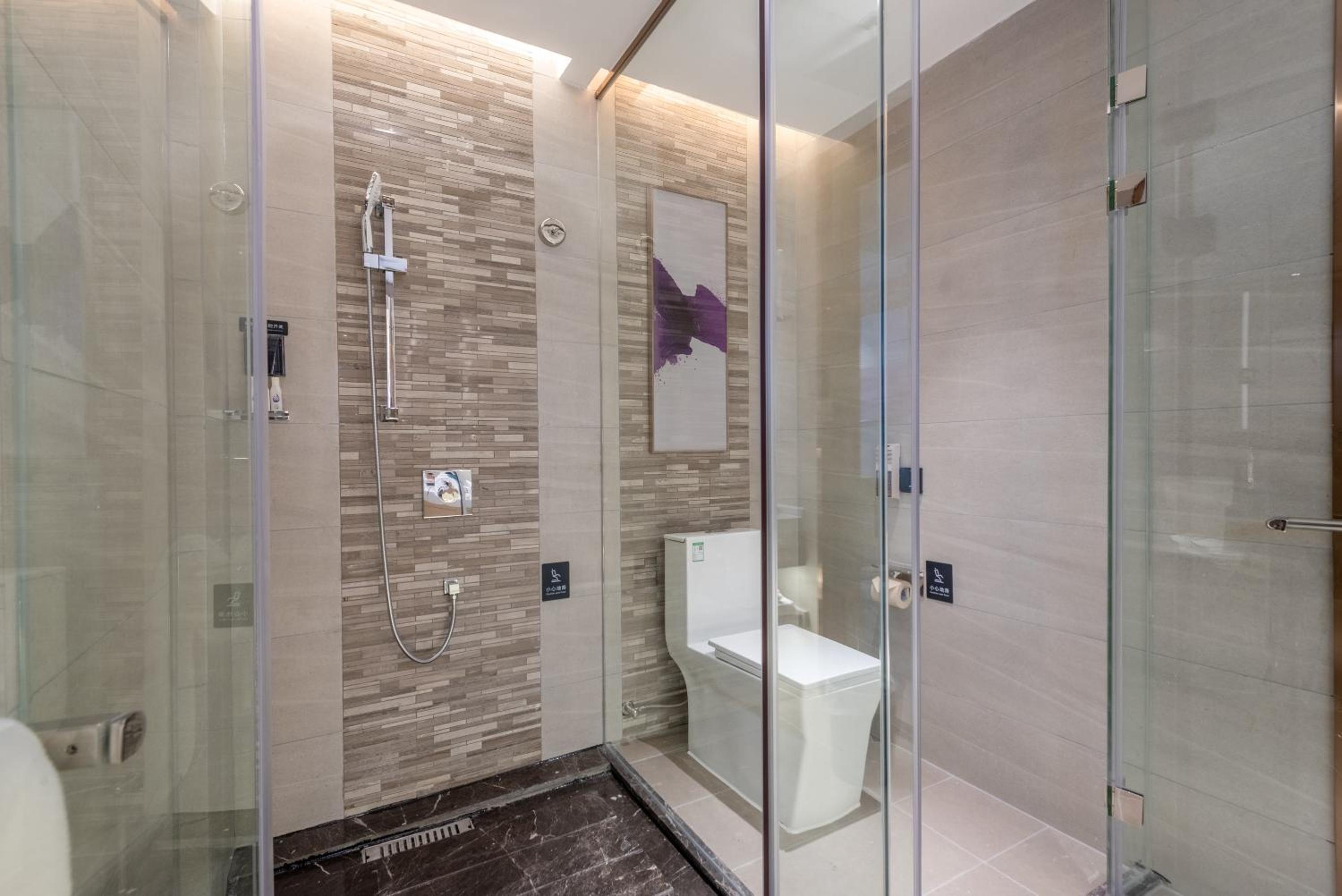 Business Twin Room photo 3