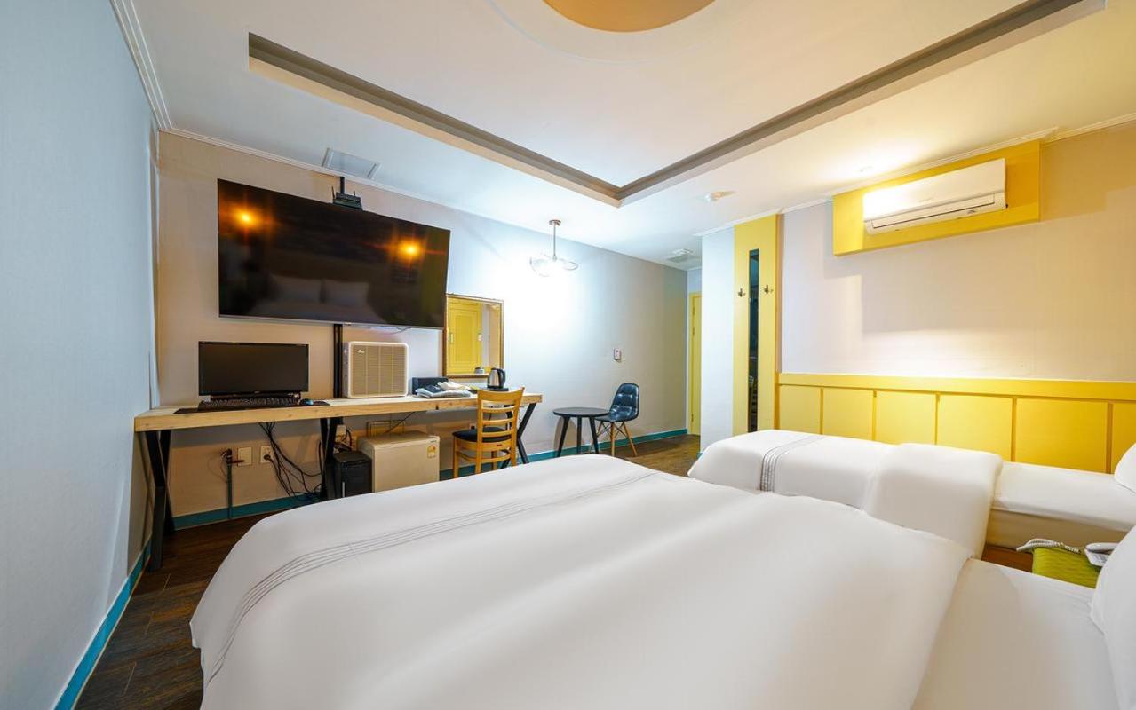 Standard Twin Room photo 1
