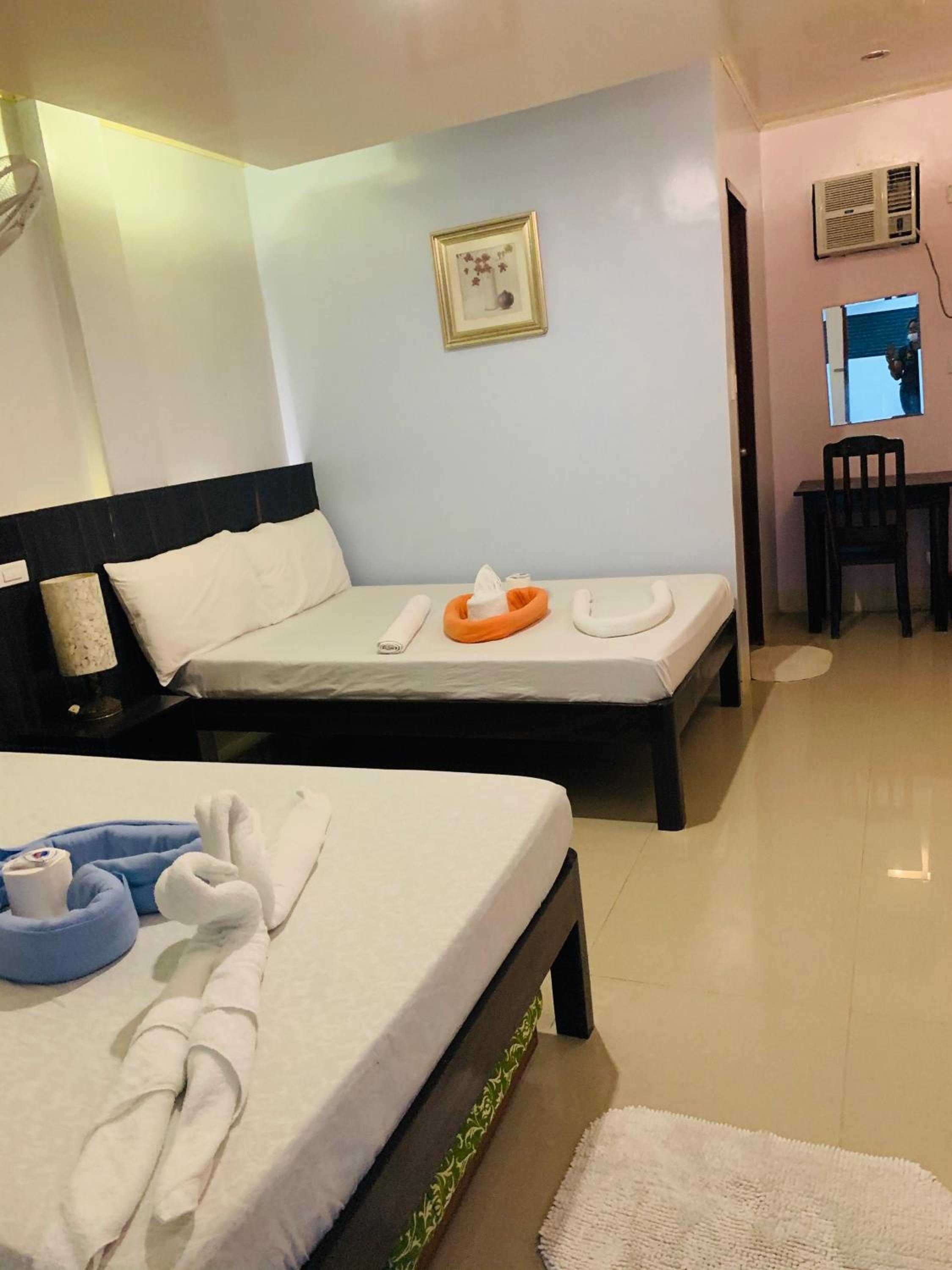 Standard Triple Room - Photo 2