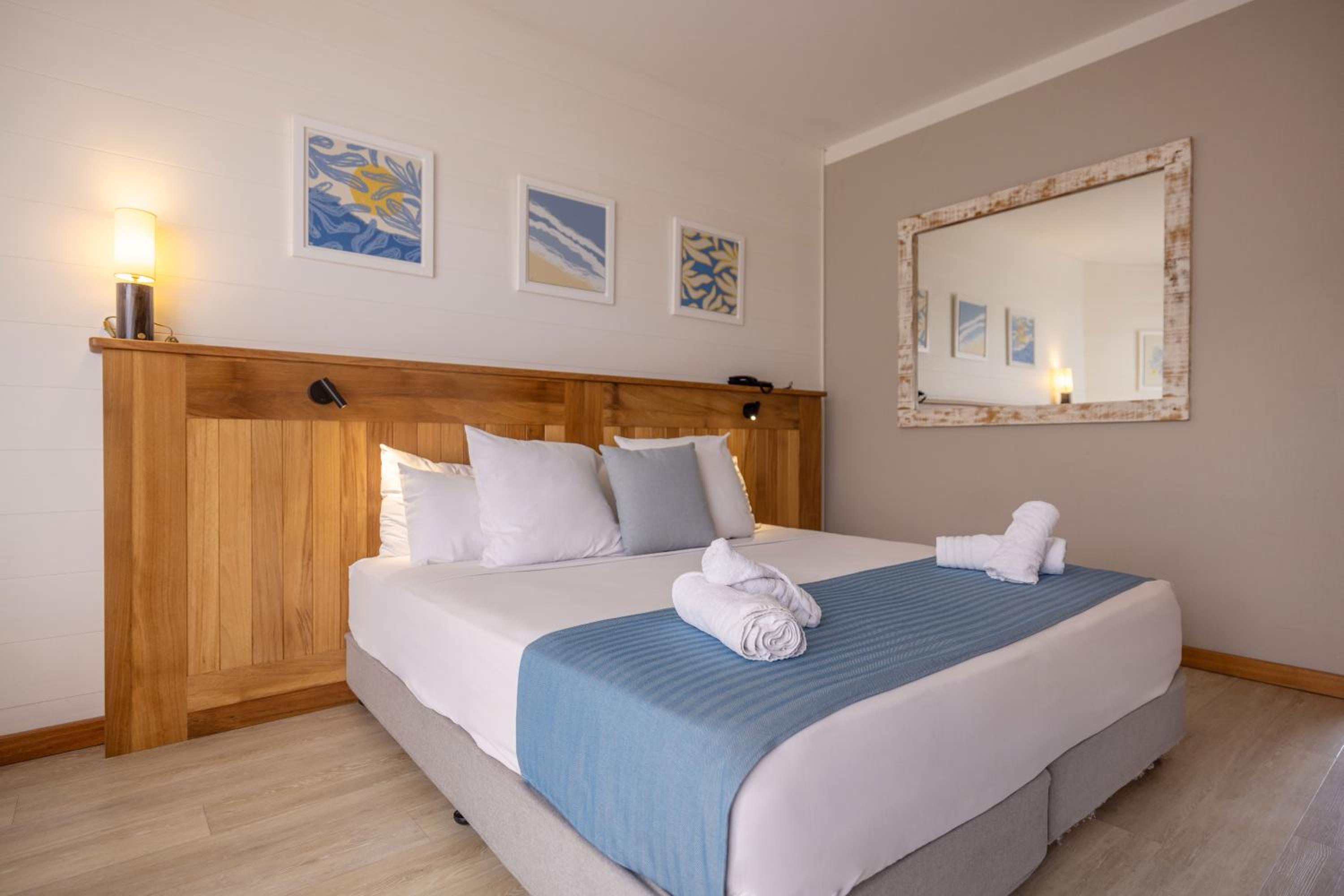 Deluxe Room with Partial Lagoon View