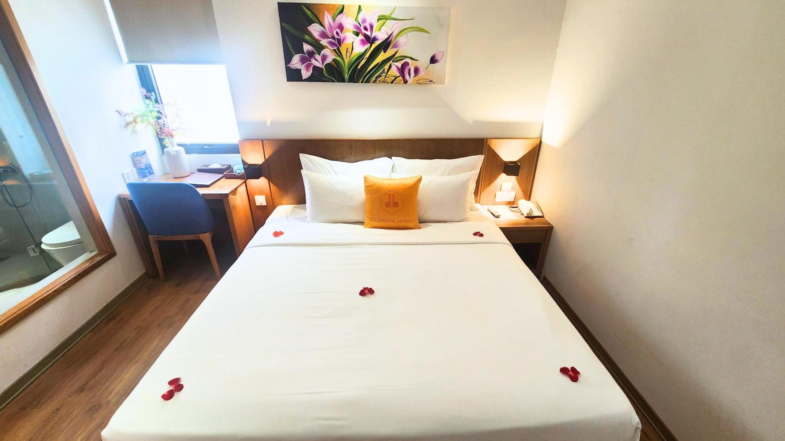 Superior Double or Twin Room - Photo 9