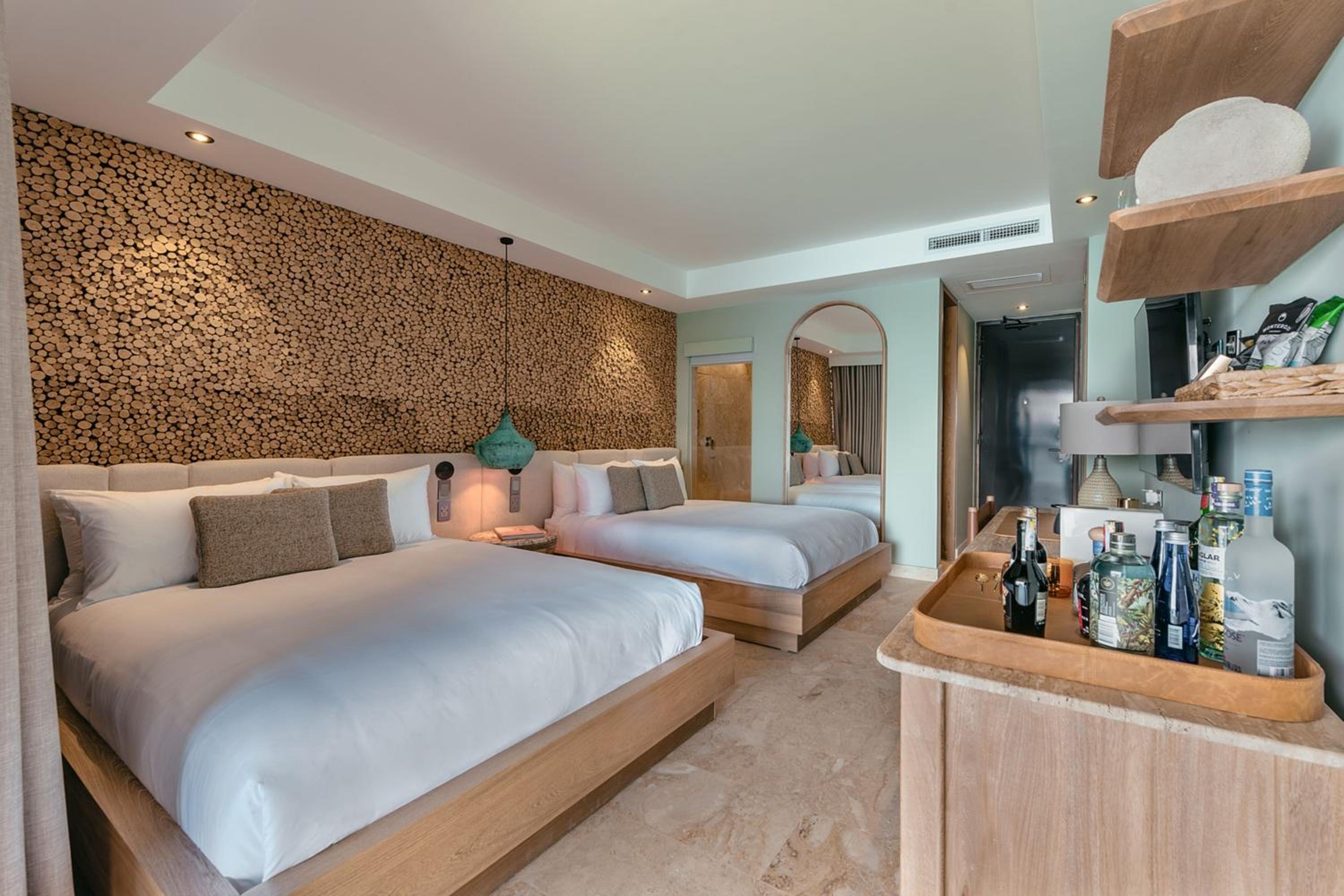 Standard Double Room with Two Double Beds and Balcony - Lake View