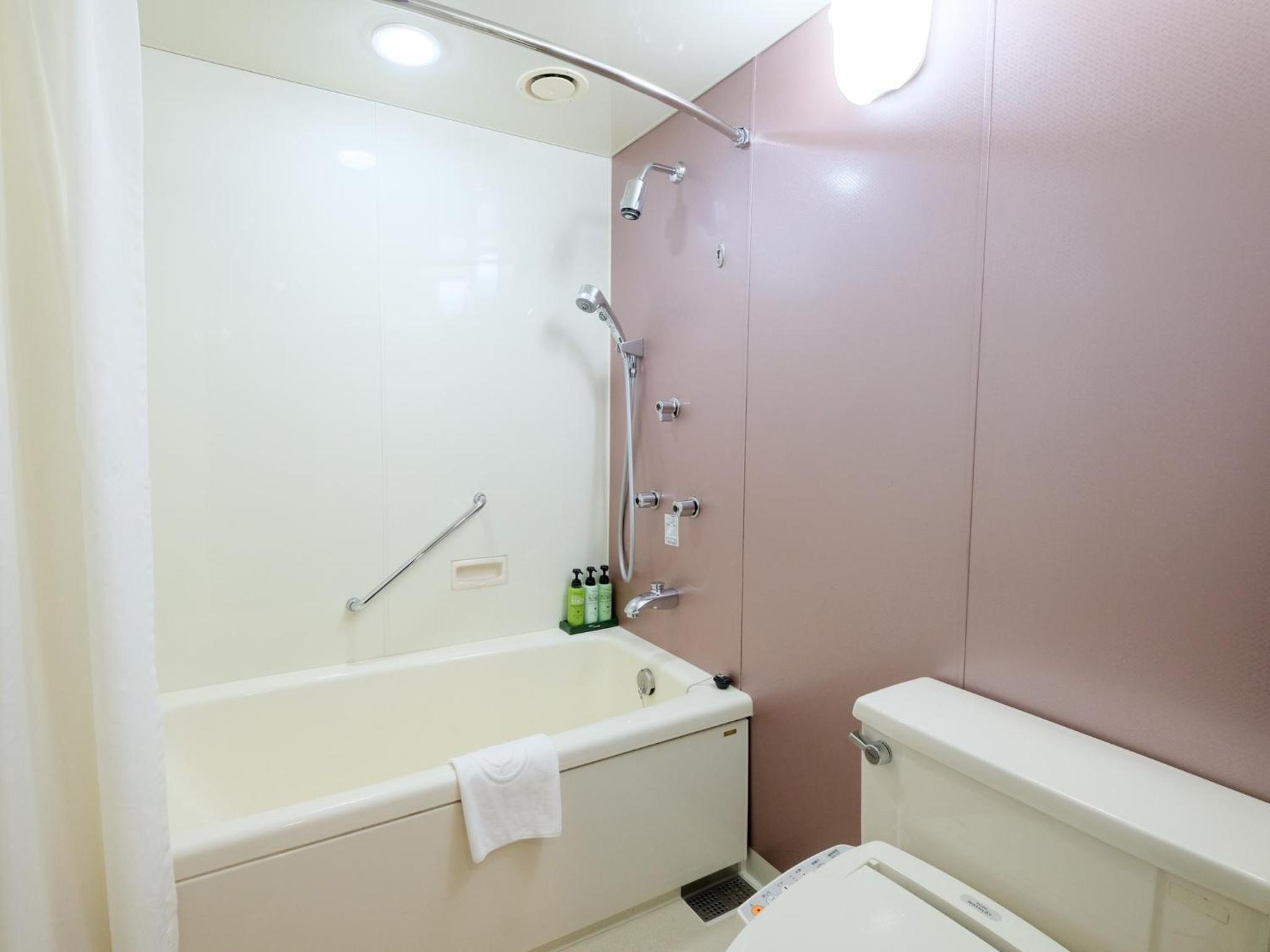Standard Double Room with Small Double Bed - Non-Smoking photo 2