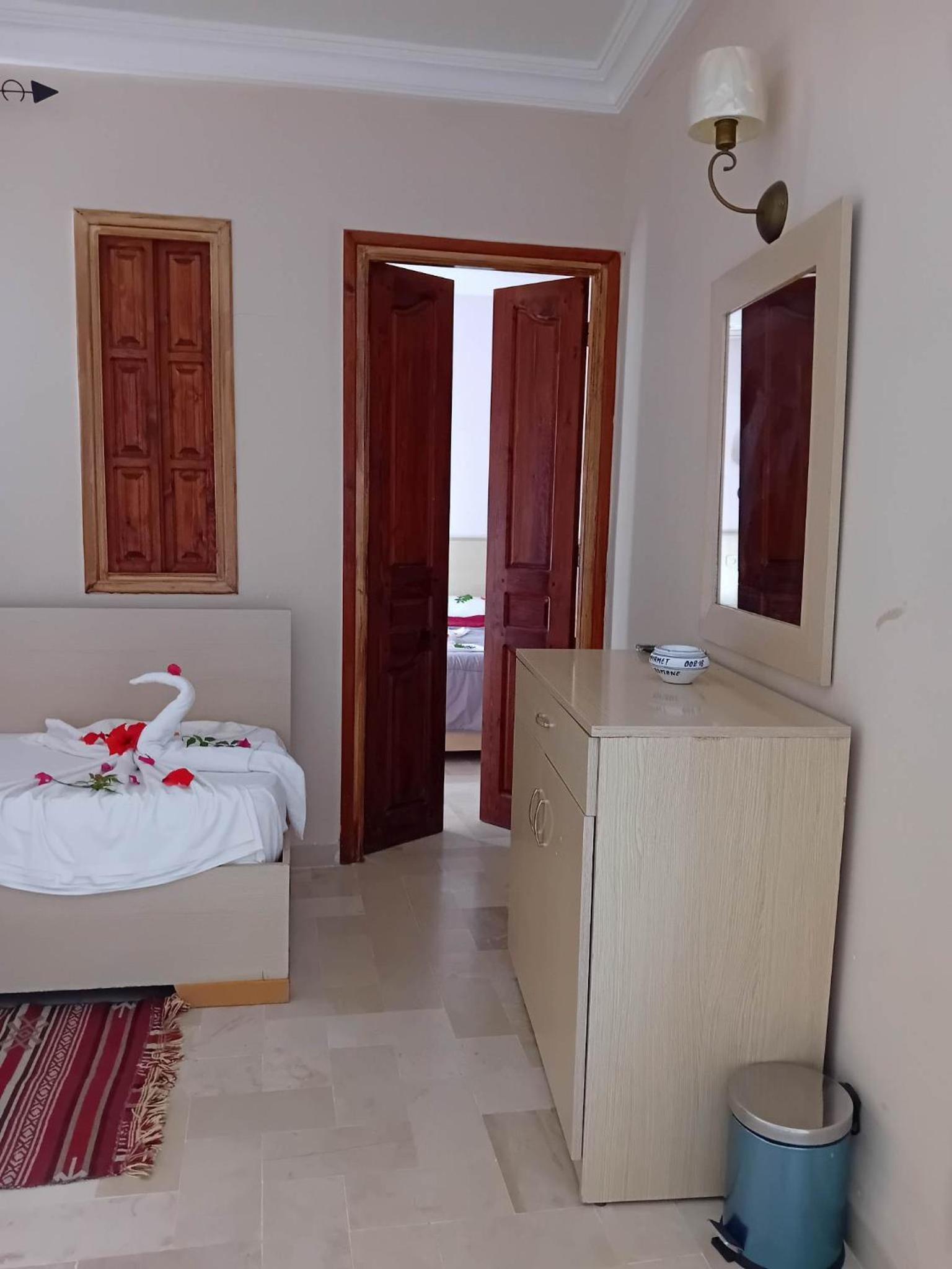 Standard Triple Room - Photo 2