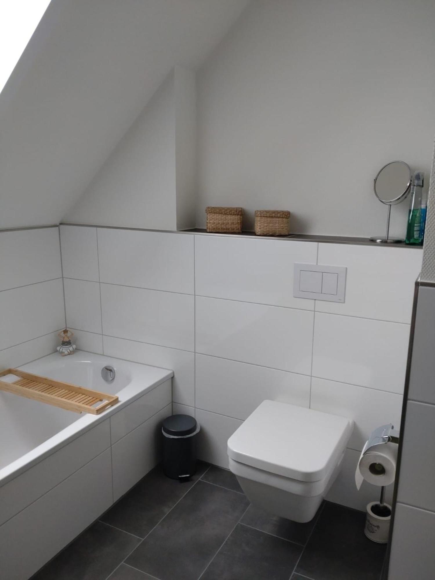 Three-Bedroom House photo 3