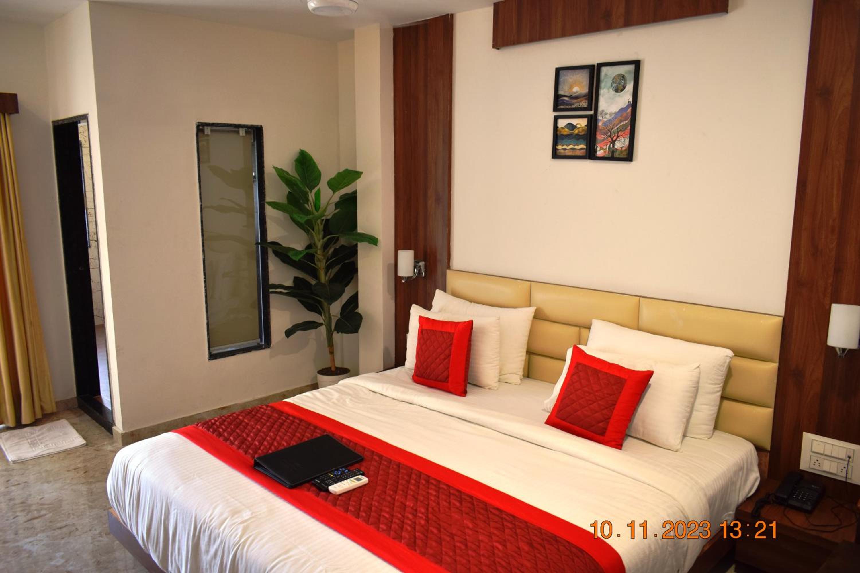 Suite with Balcony