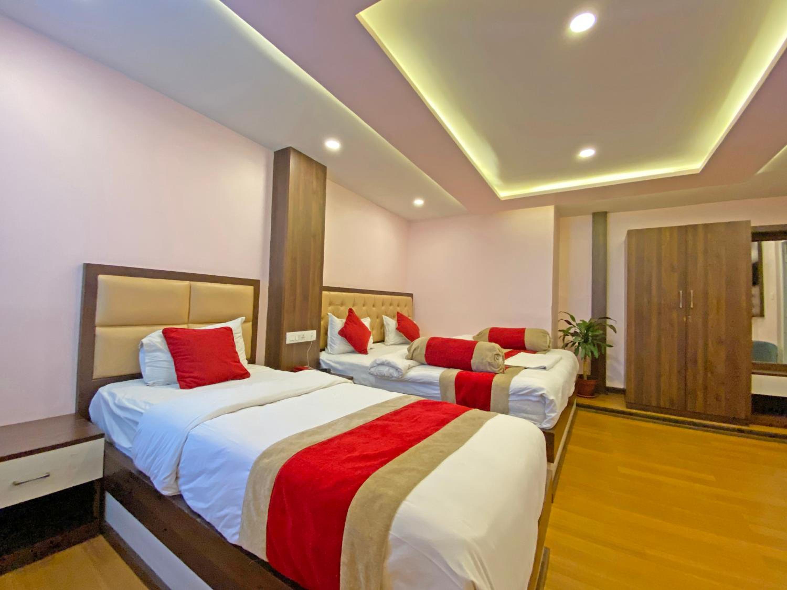 Deluxe Double or Twin Room